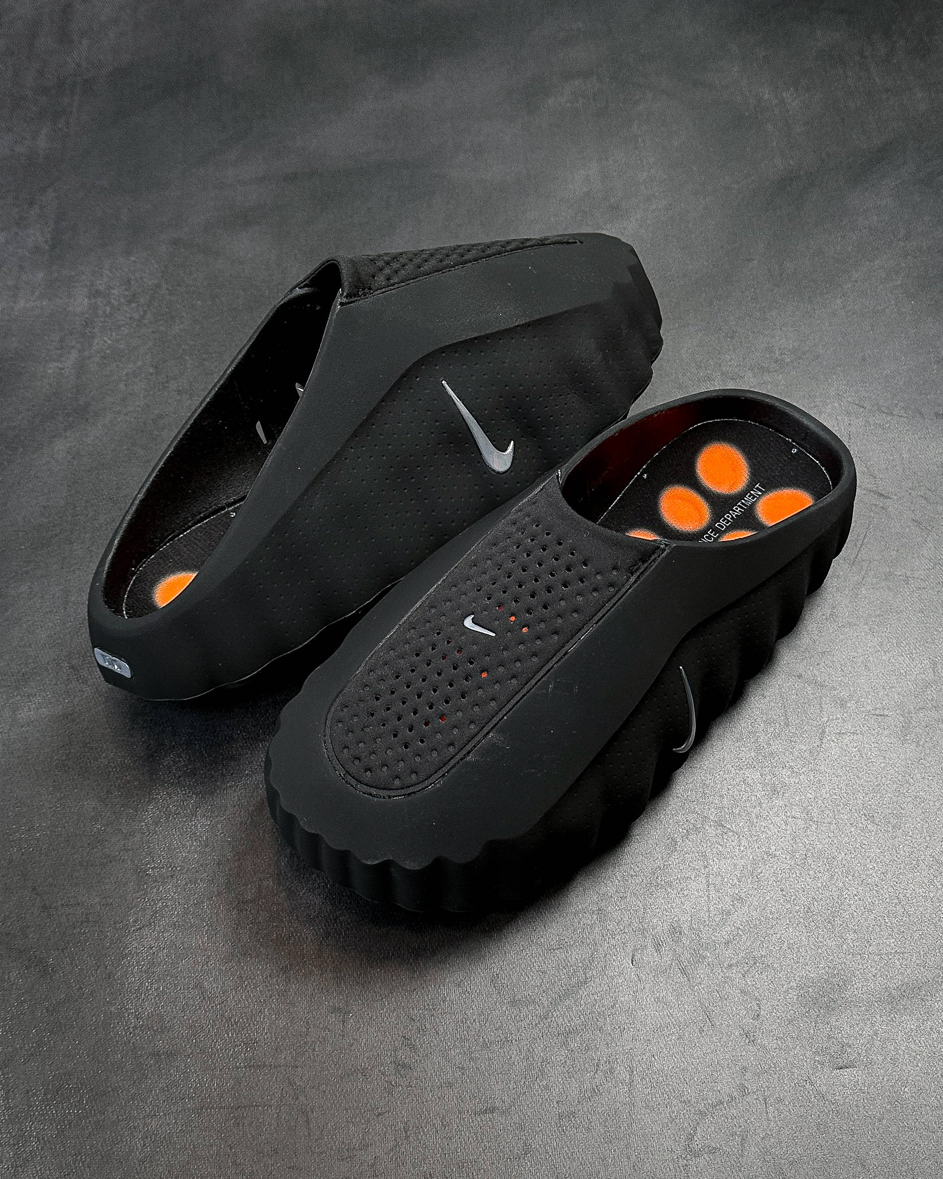 nike MIND 001 black