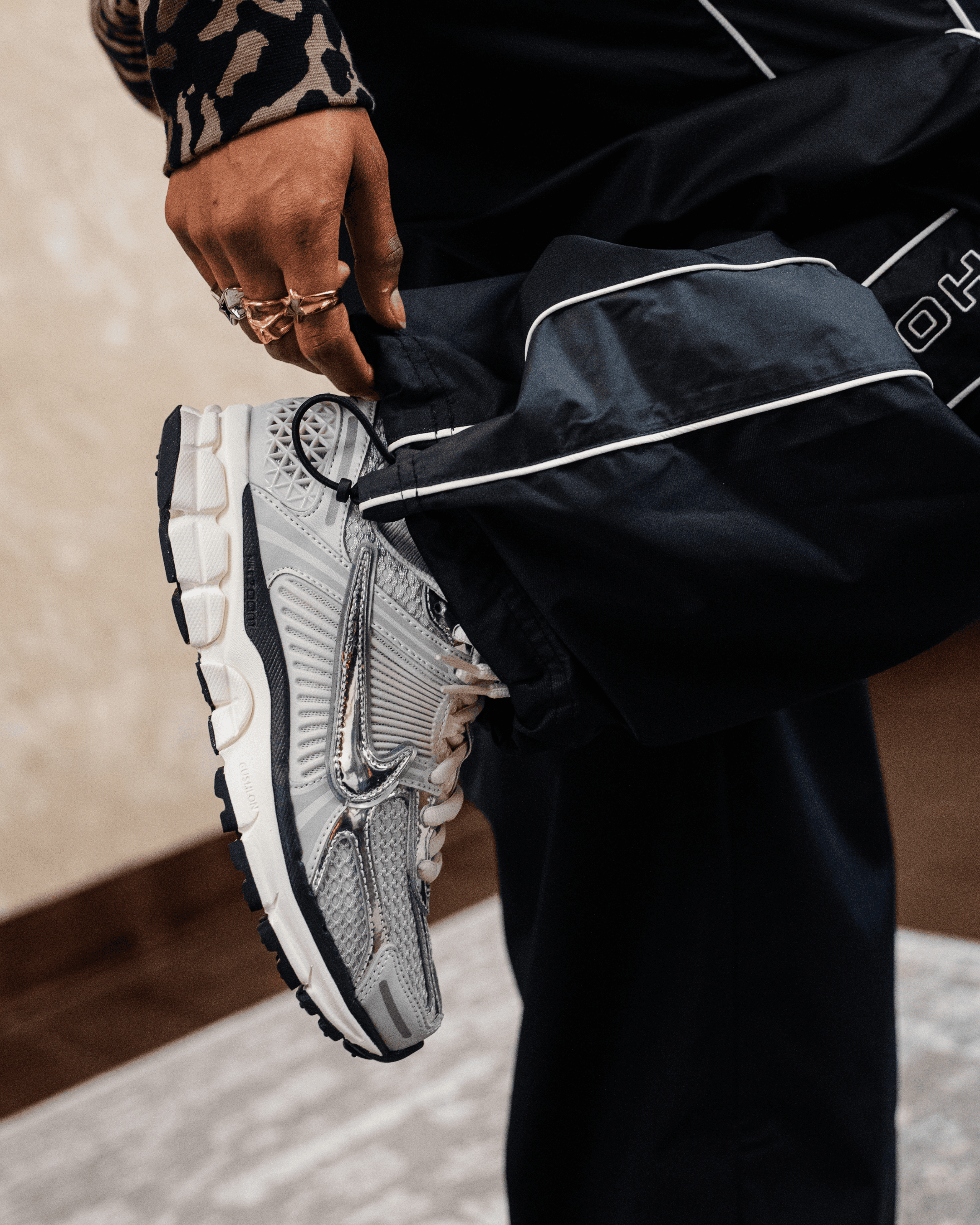 Nike Zoom Vomero 5 Photon Dust Chrome