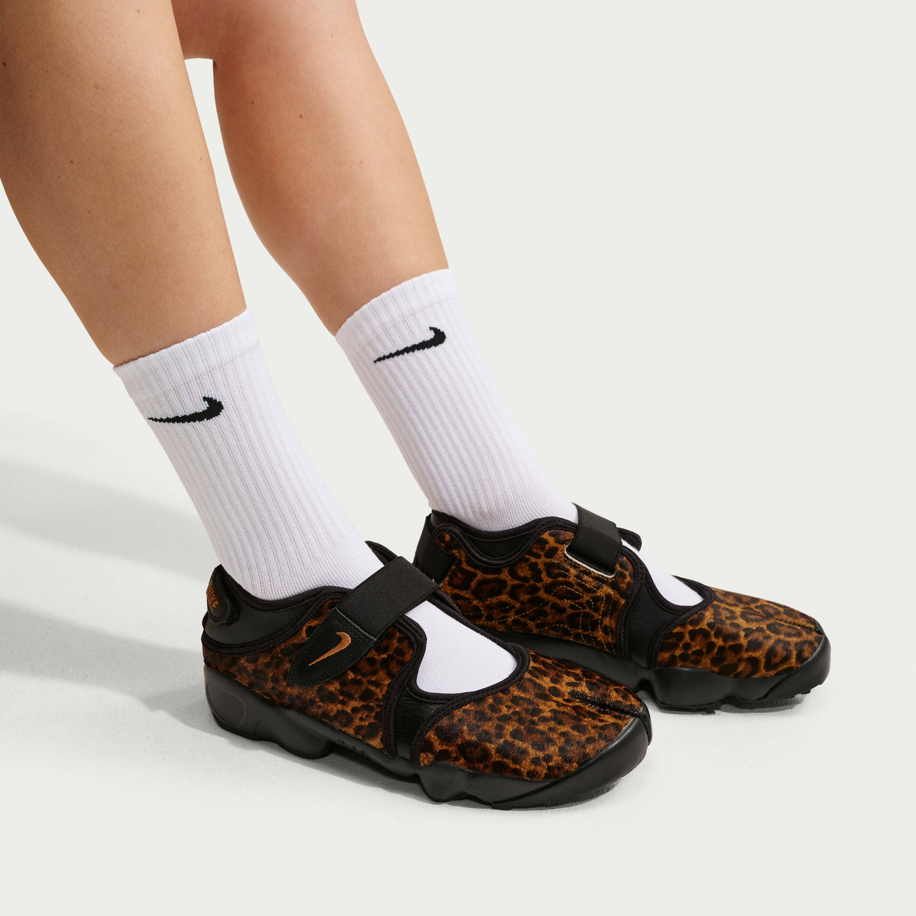 Nike Air Rift Leopard Black IO4884 002 on foot