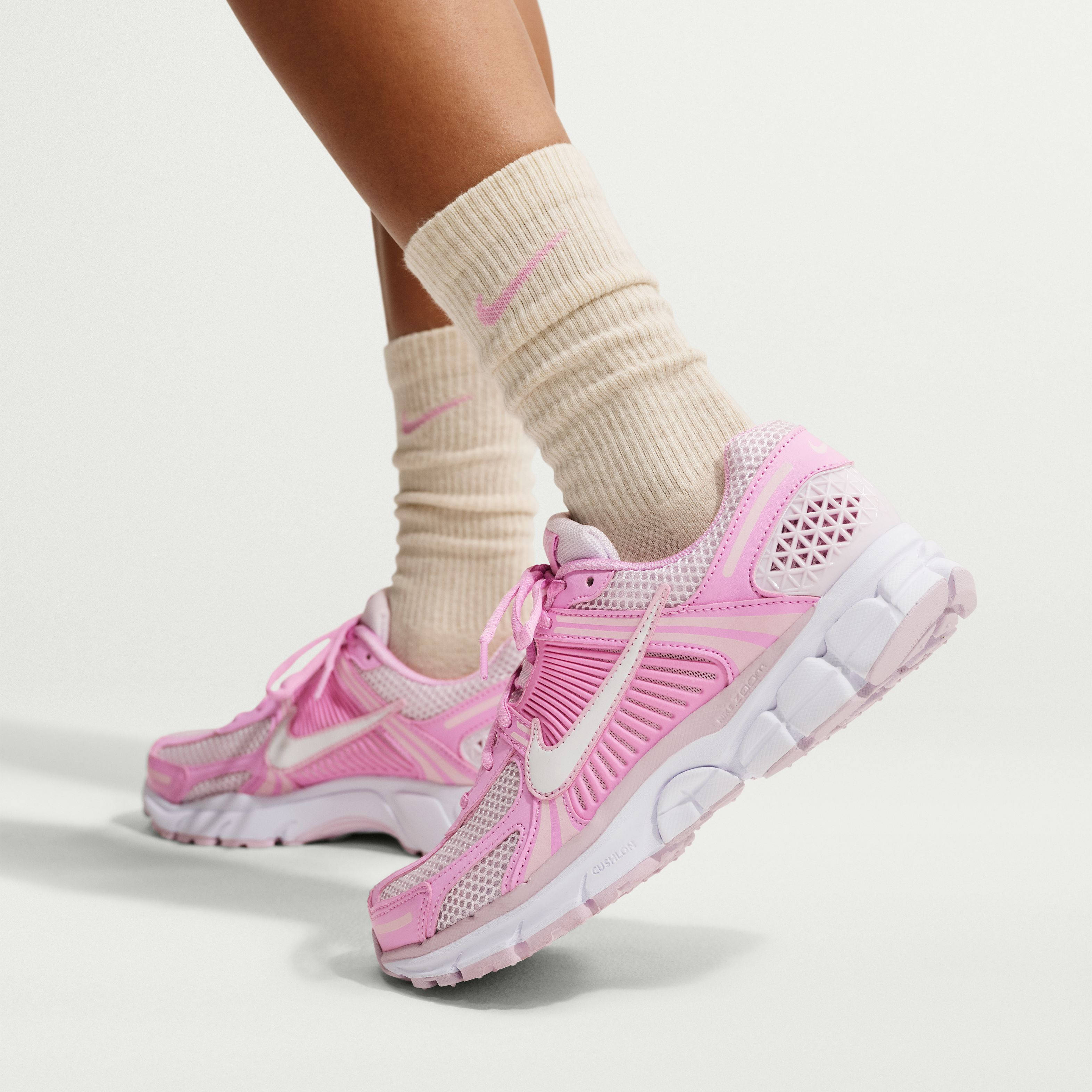 Nike Zoom Vomero 5 Pink Rise Lilac FJ2028 603 on foot