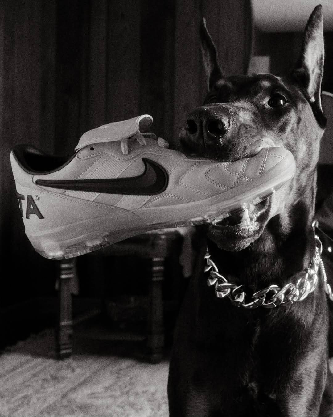 Nike©