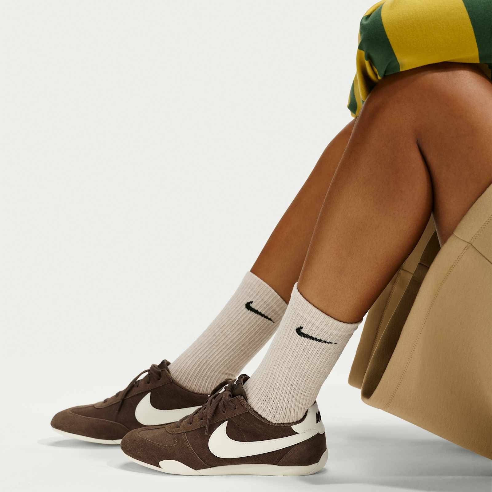 Nike Sprint Sister Cacao Wow Tan IO8030 201 on foot