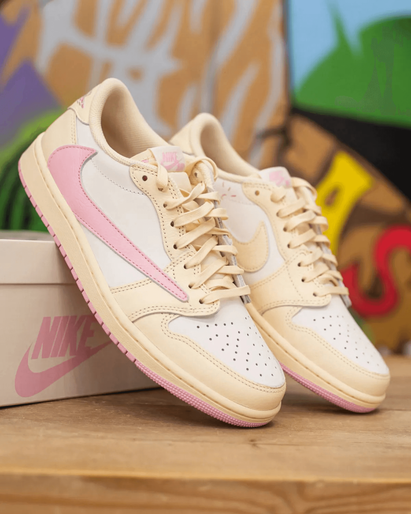 Travis Scott x Air Jordan 1 Low OG Muslin Shy Pink