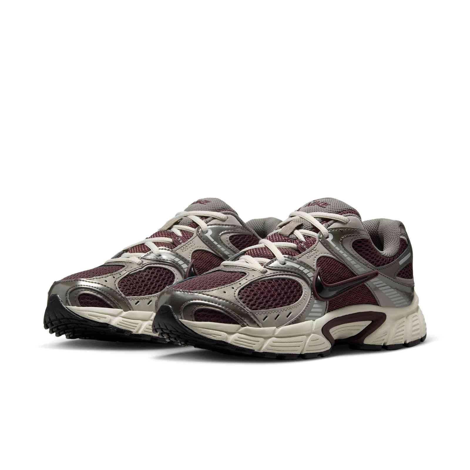Nike V5 RNR Burgundy Crush Grey HQ7901 602 front