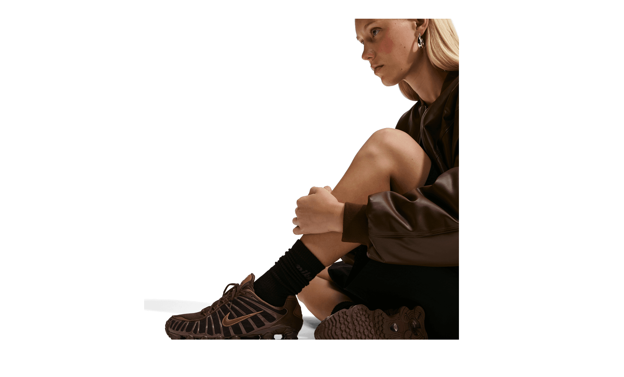 Nike Shox TL Cocoa Wow Light British Tan AR3566-205 on foot
