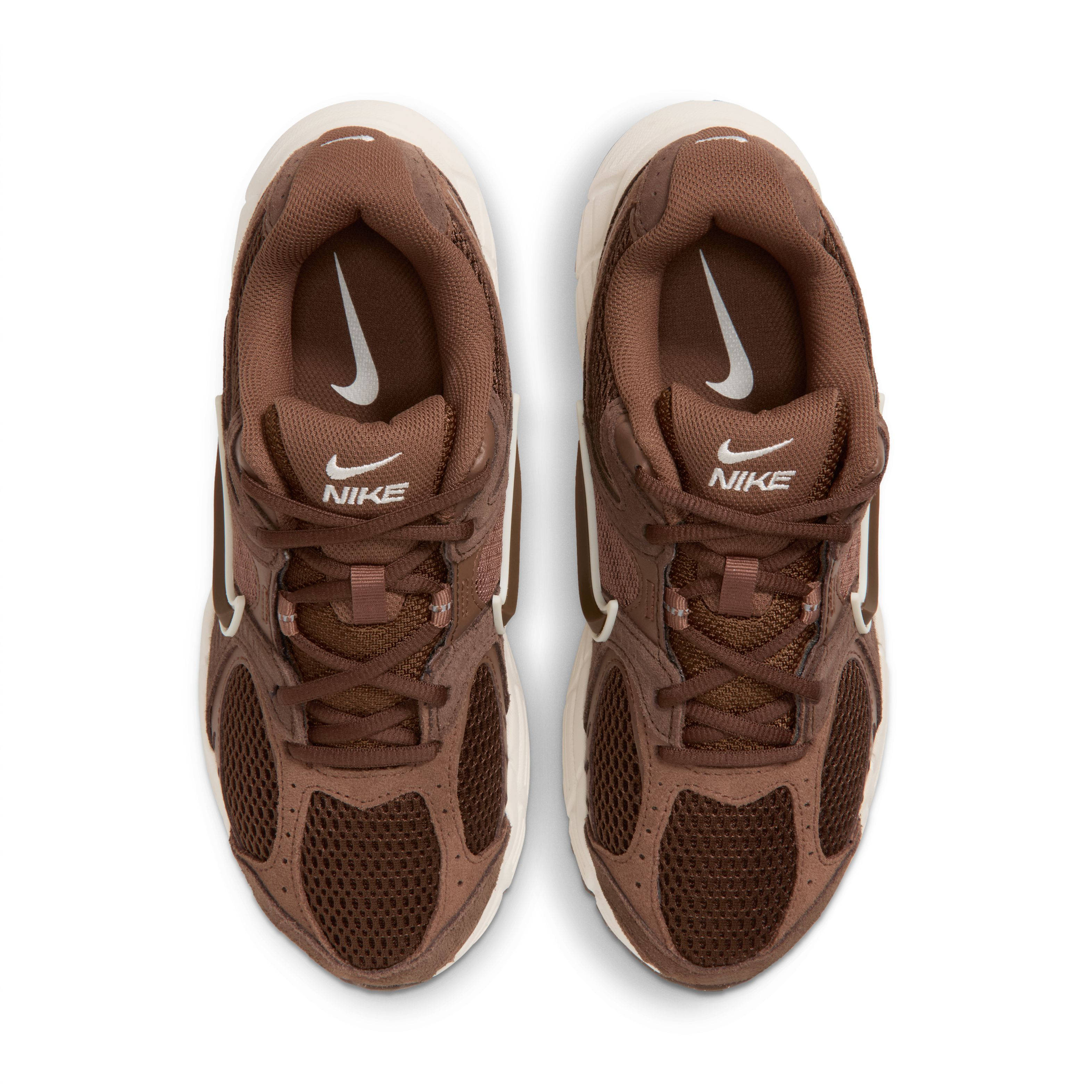 Nike V5 RNR Suede Cacao Wow Brown IX0197 200 middle