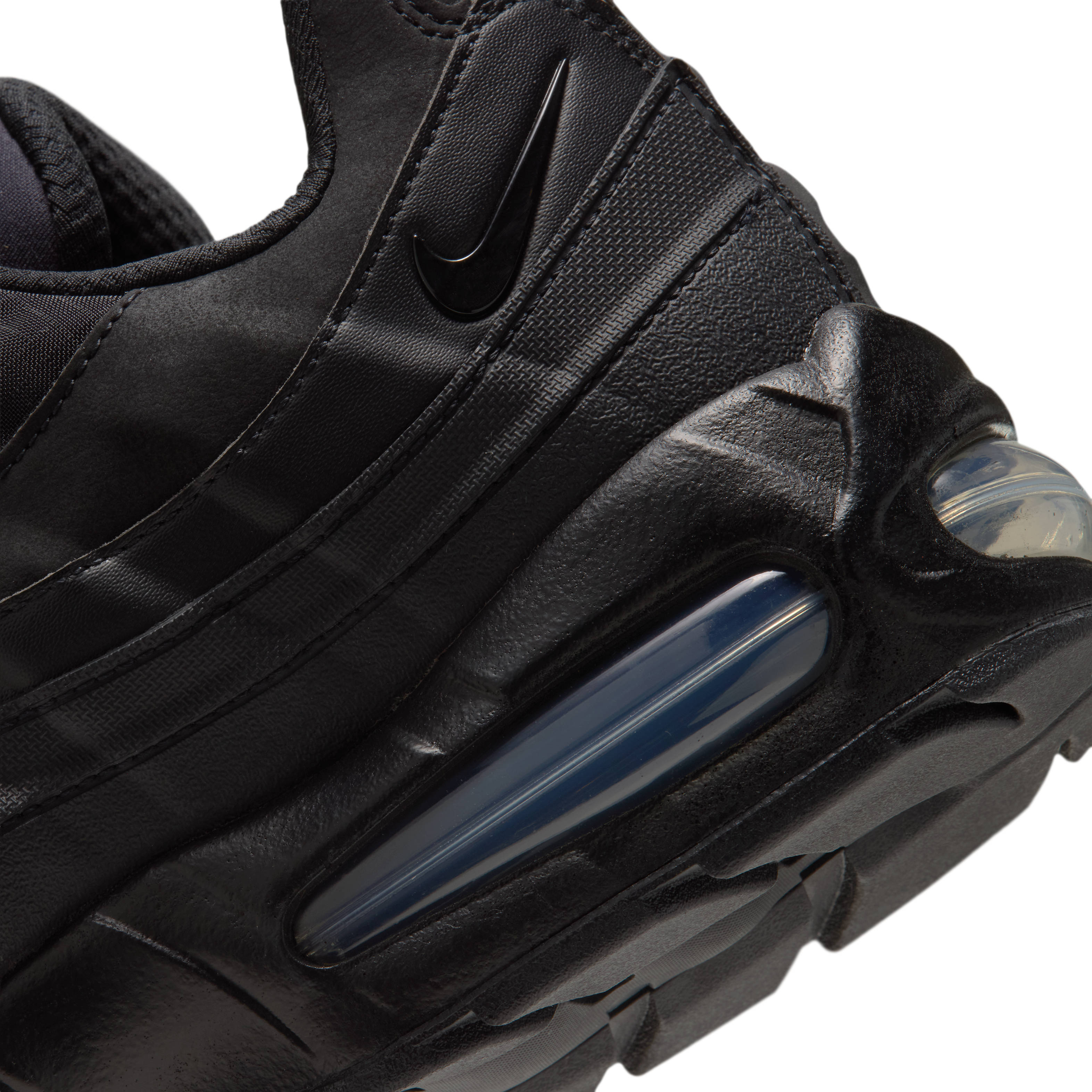 triple black max 95 gore-tex air unit on heel