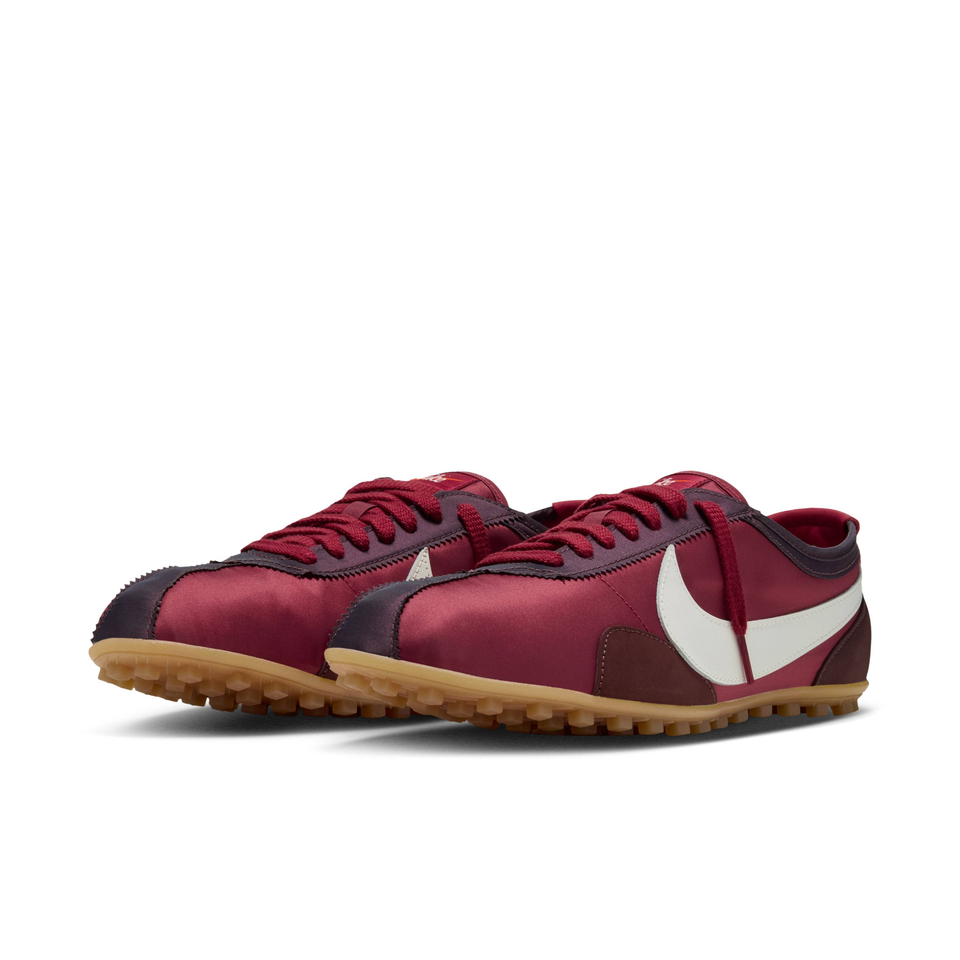 Moon Shoe OG Tough Red Mystic Dates IX3952 600 front
