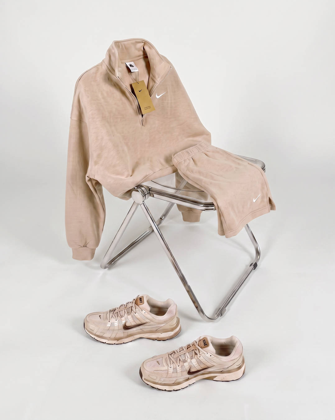 Nike cream outfit
