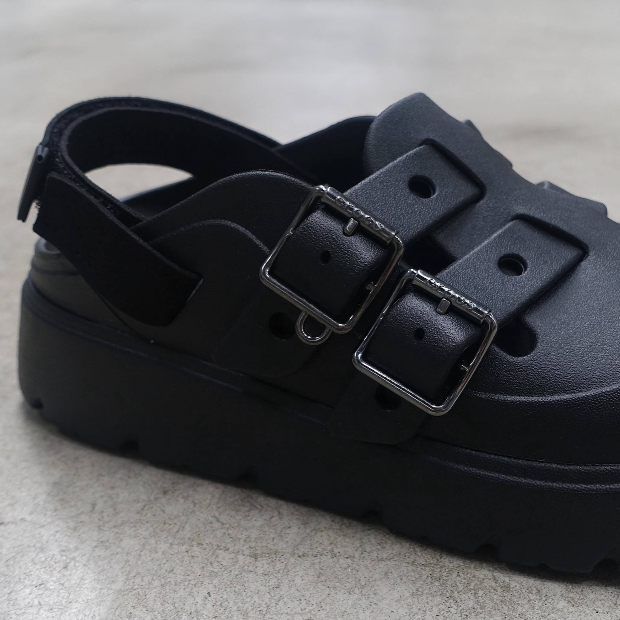 mitasneakers