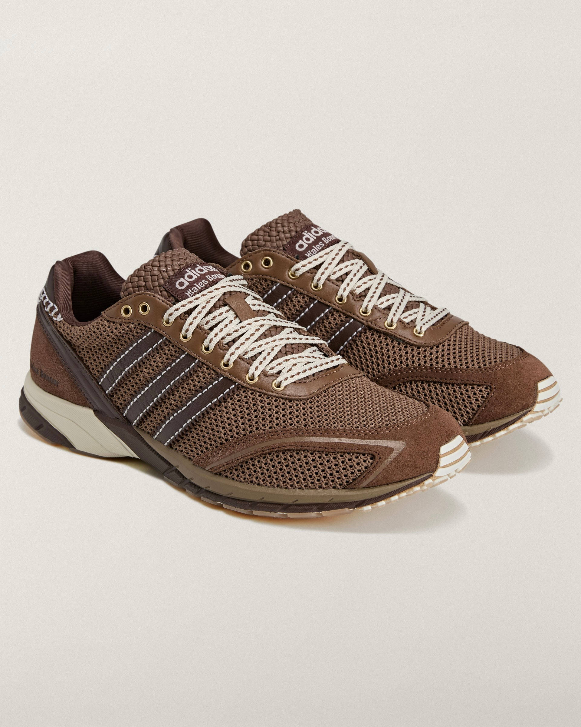 adidas©