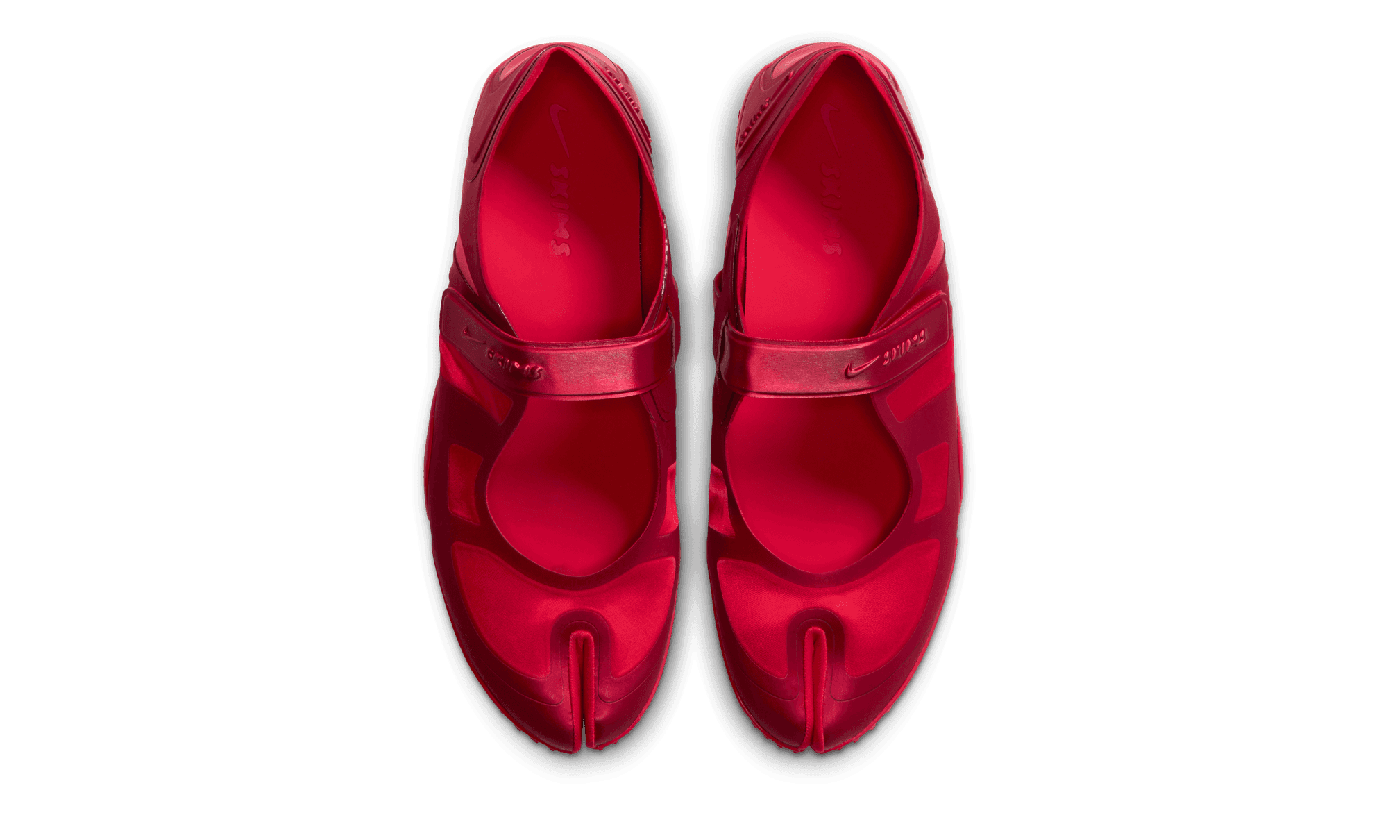 NikeSKIMS Rift Satin Red IQ7158-601 middle