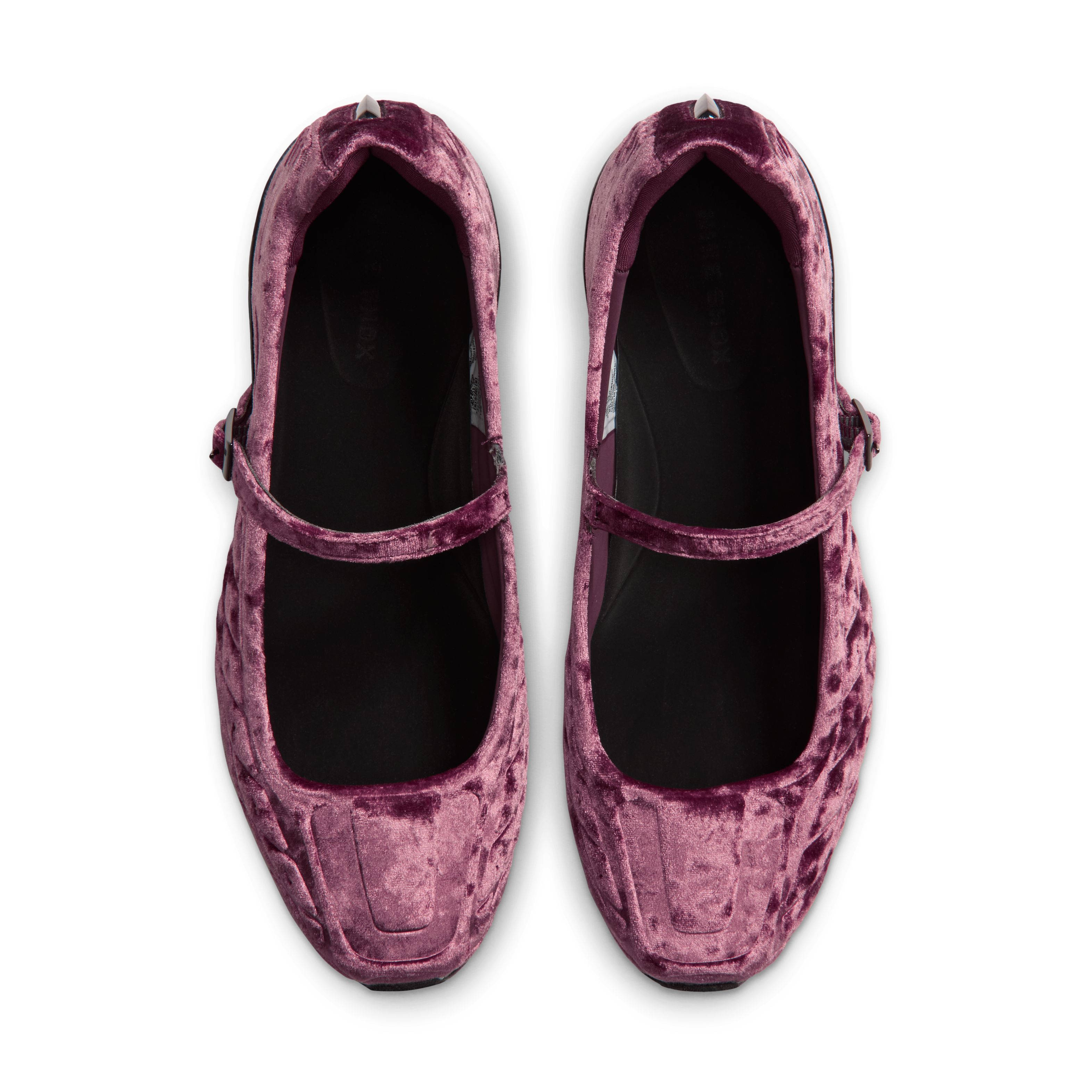 Nike Shox Z Calistra Velvet Burgundy IR8667 600 middle
