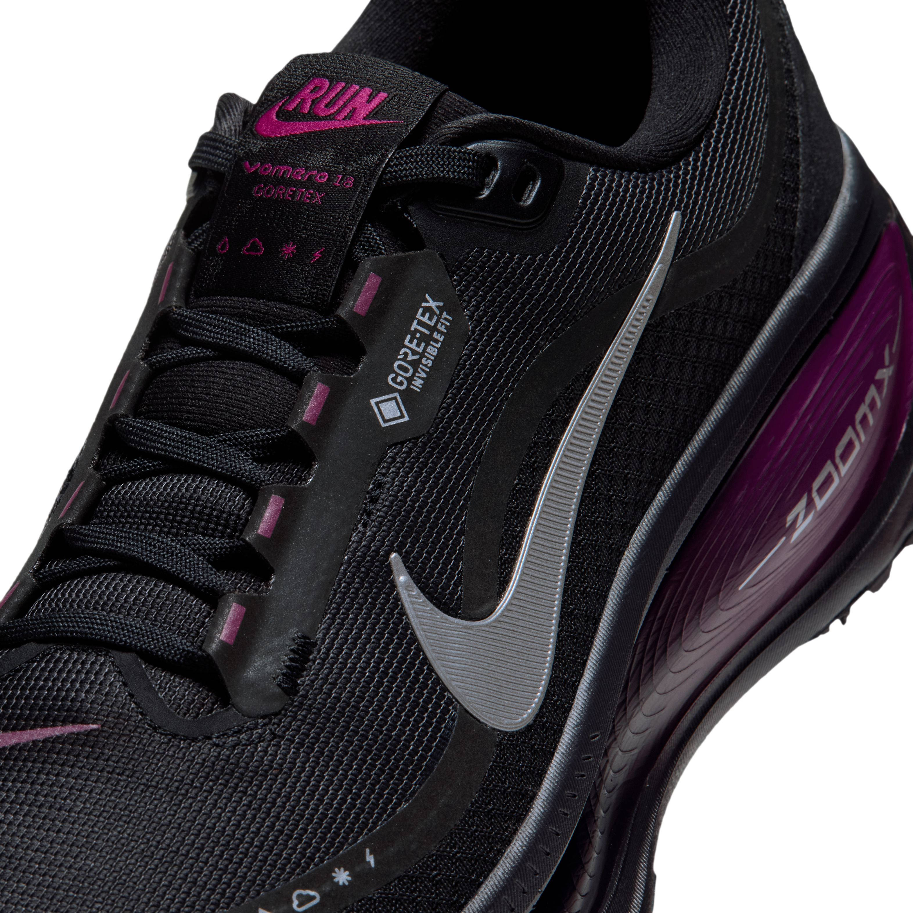 Nike Vomero 18 GORE TEX Black True Berry HQ7002 005 tongue