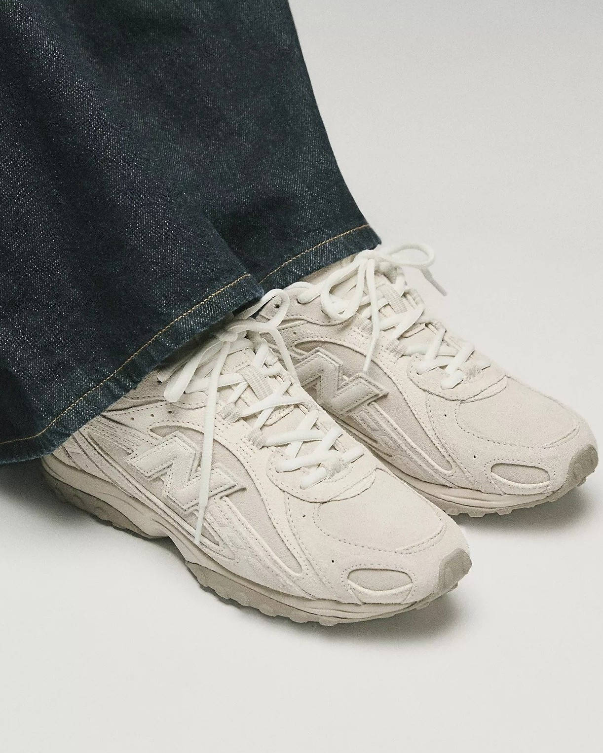 new balance 204L timberwolf