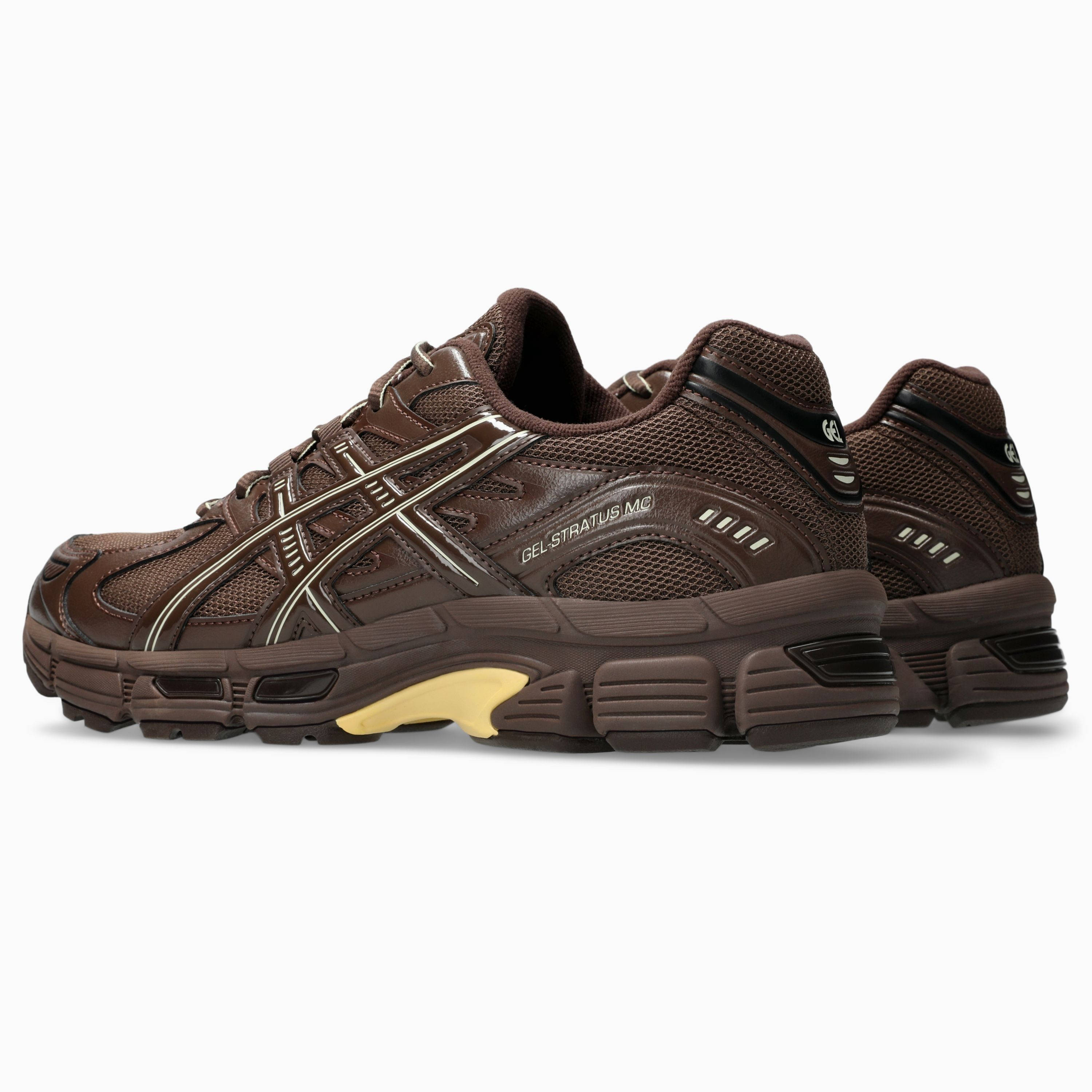 emmi x Asics Gel Stratus MC Brown Storm 1203B257 200 side