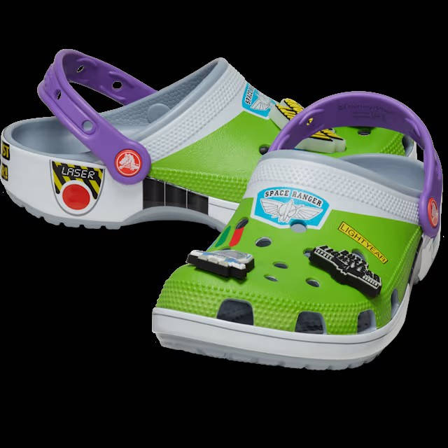 crocs buzz