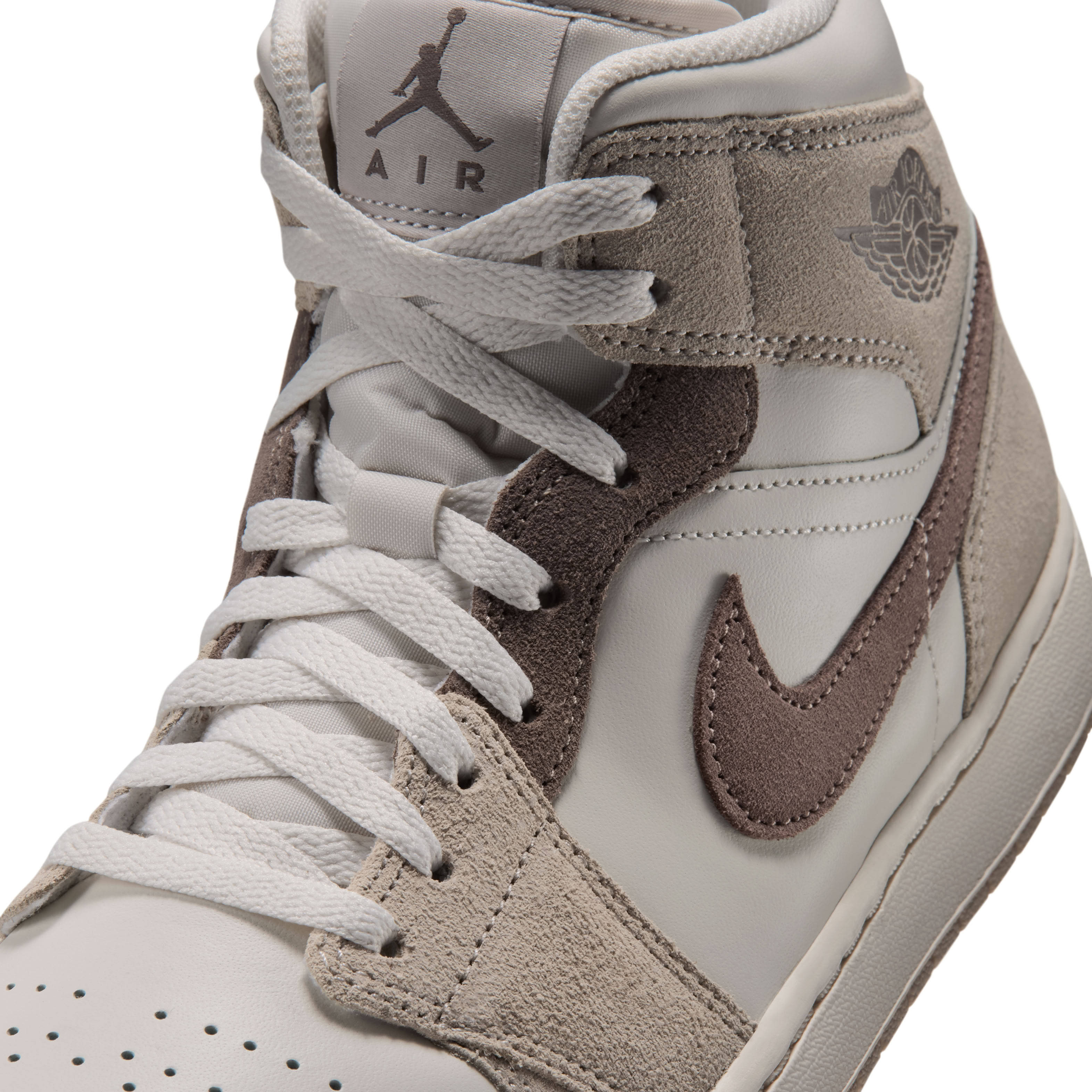 Air Jordan 1 Mid SE Phantom Cream Detail