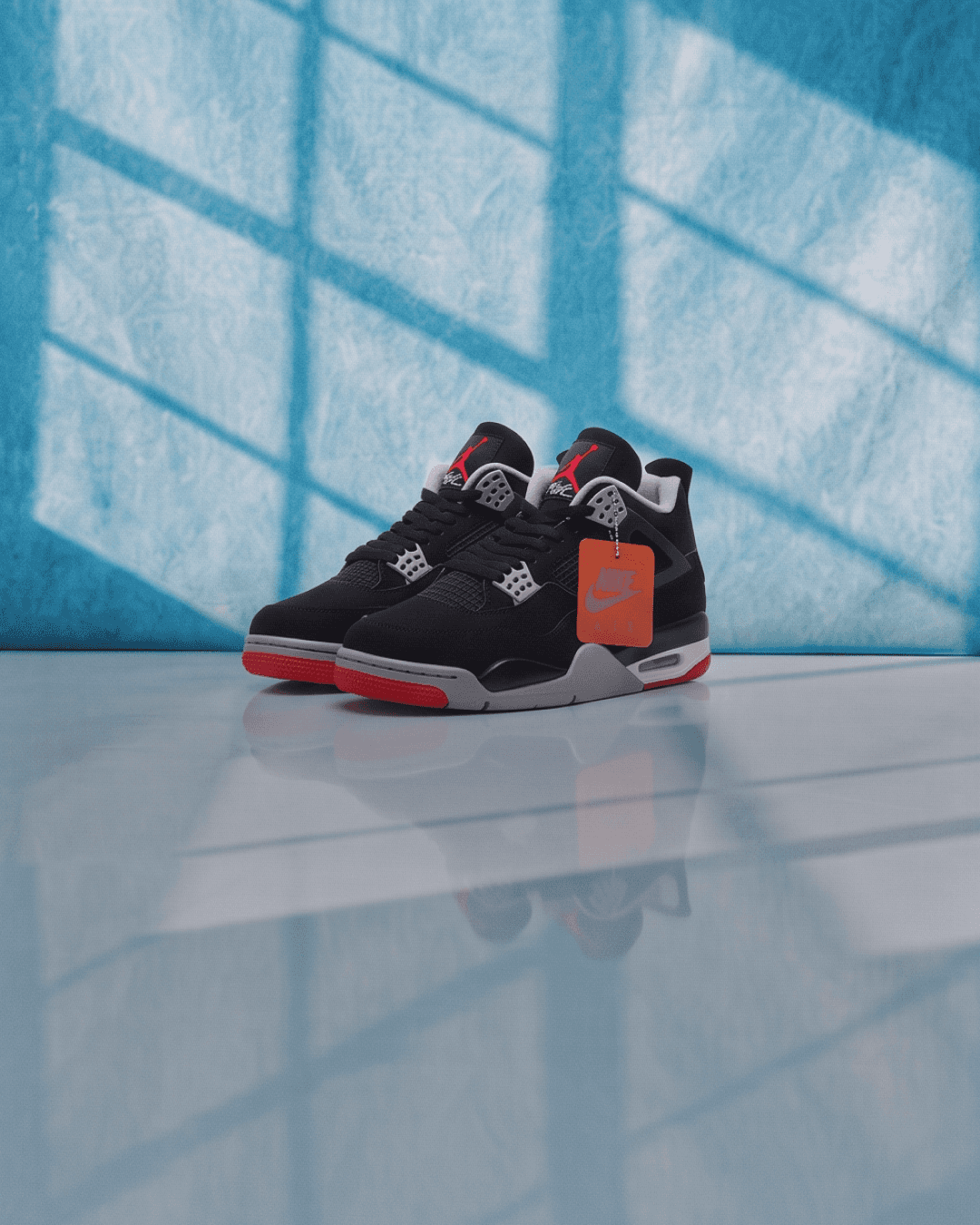 Air Jordan 4 Bred 2026