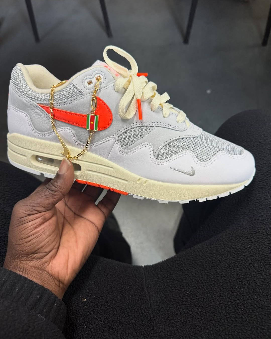 patta x nike air max 1 waves 2026 in-hand look