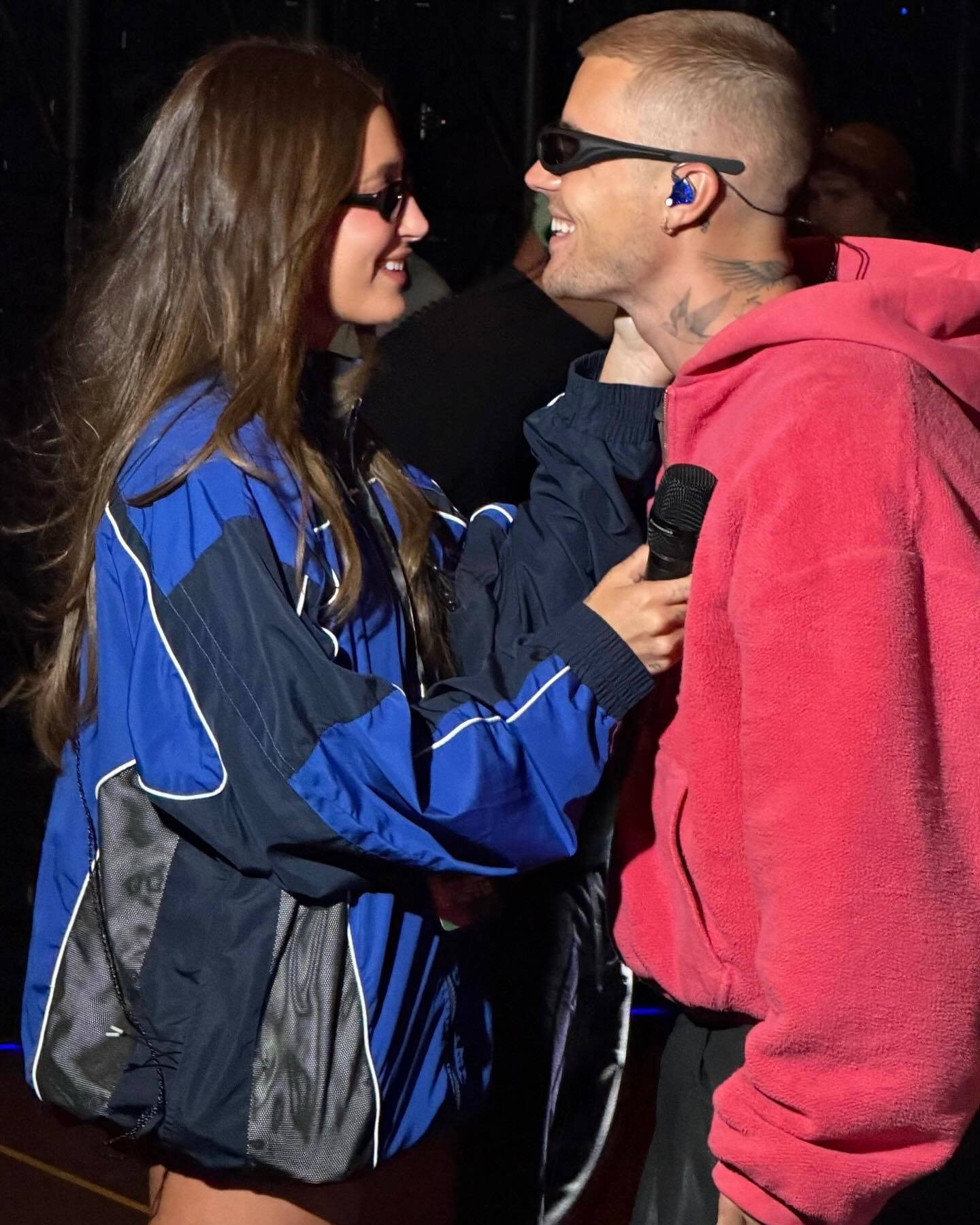 Hailey Bieber©
