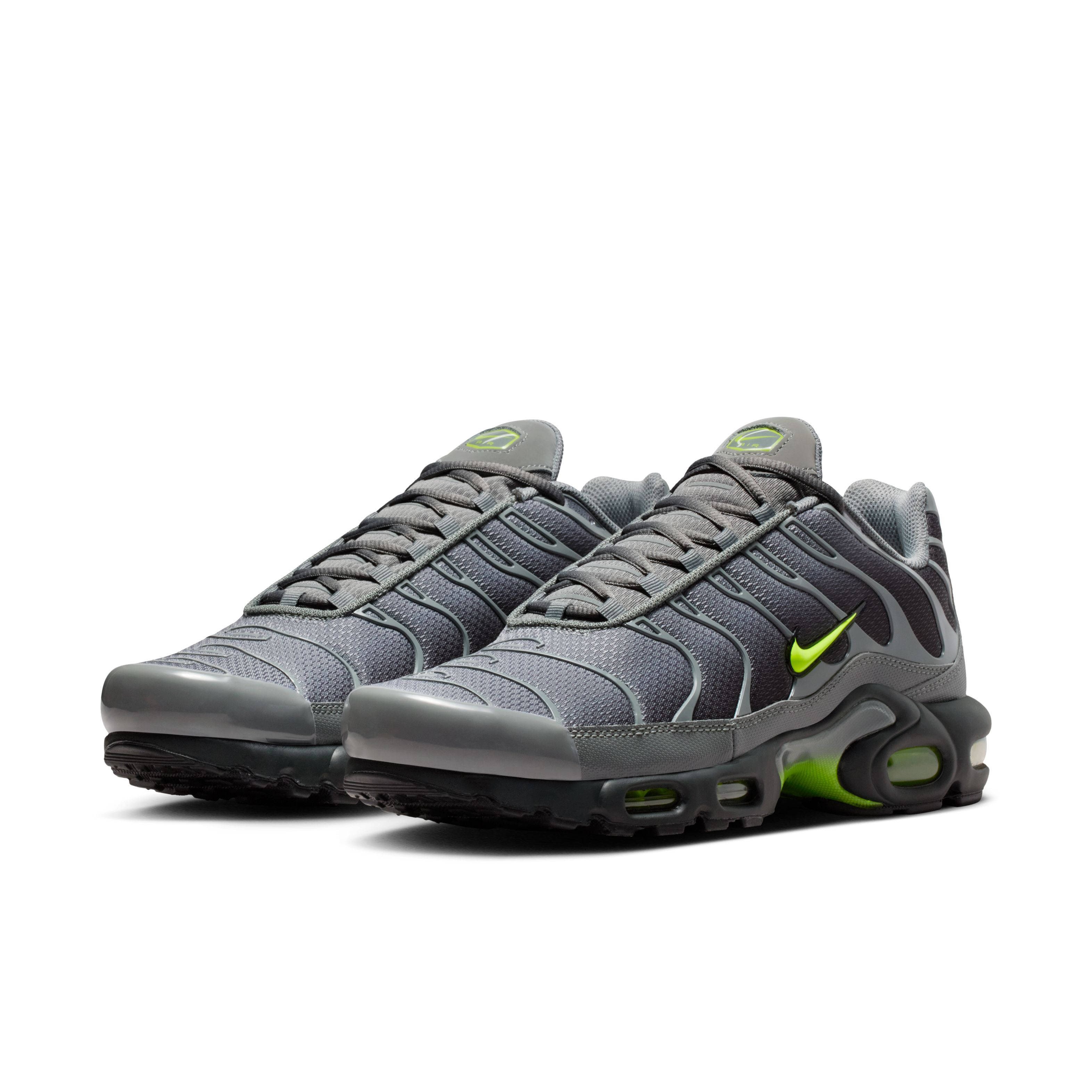 Nike TN Air Max Plus Smoke Grey Volt DM0032 026 front