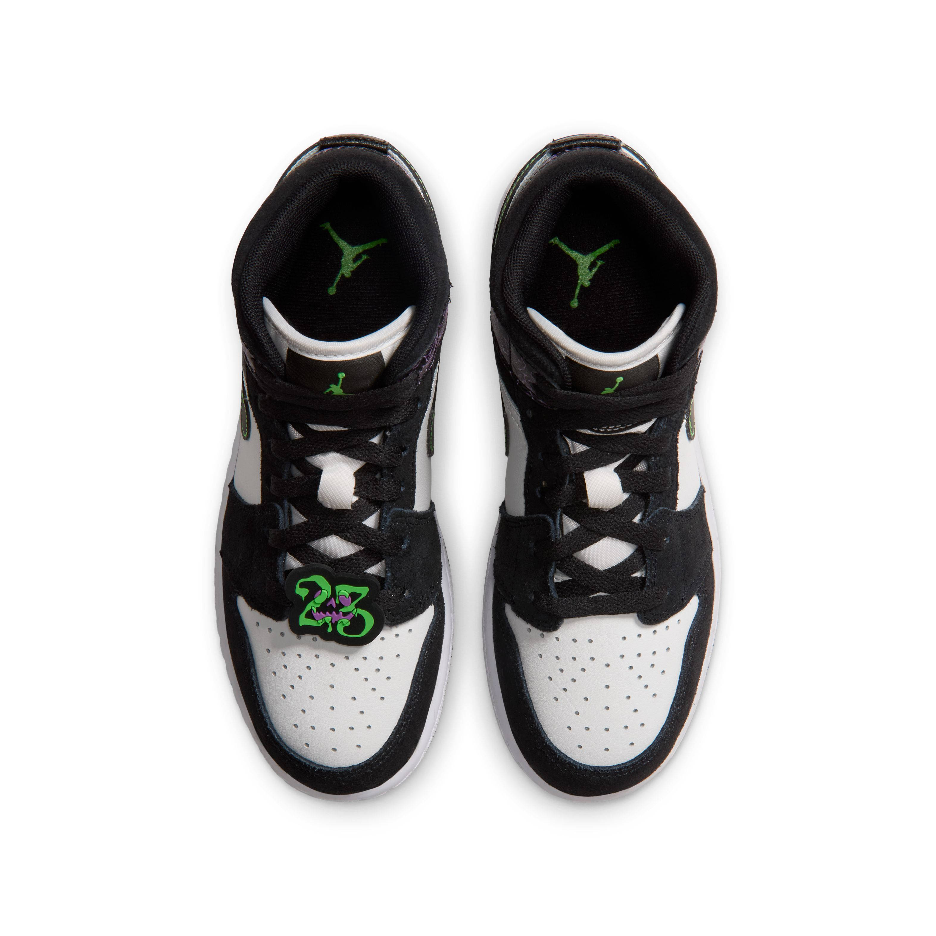 Air Jordan 1 Mid SE Black Scream Green IQ5514 001 middle