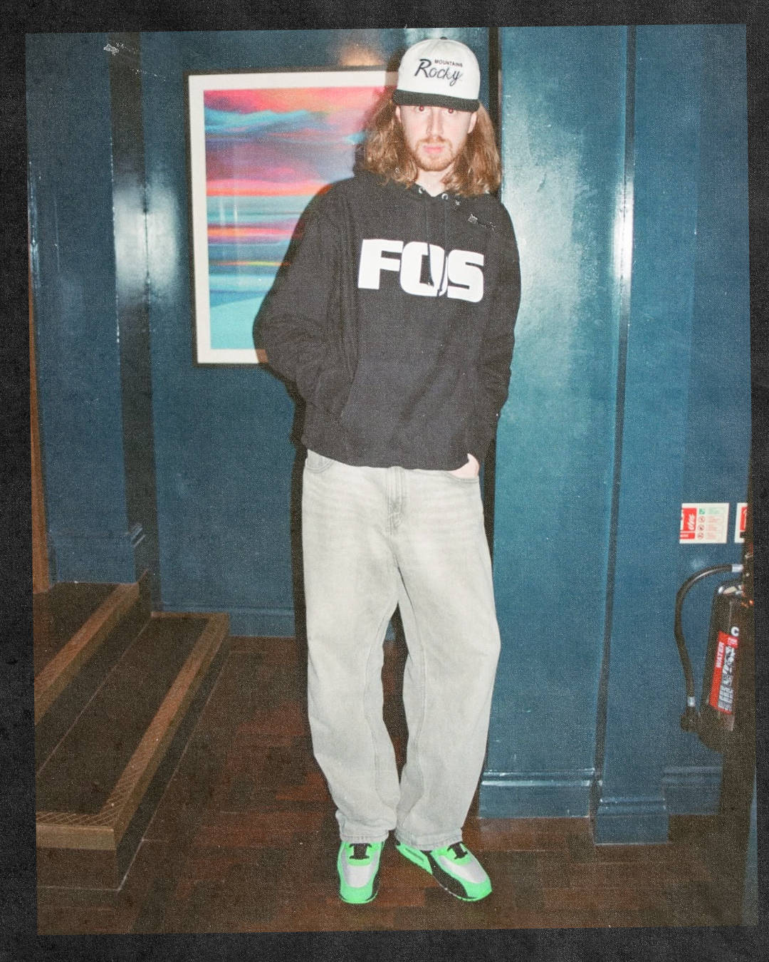 sneakerdenn wearing his custom Nike By You Air Max 90 Black green edition flash photorgaphy