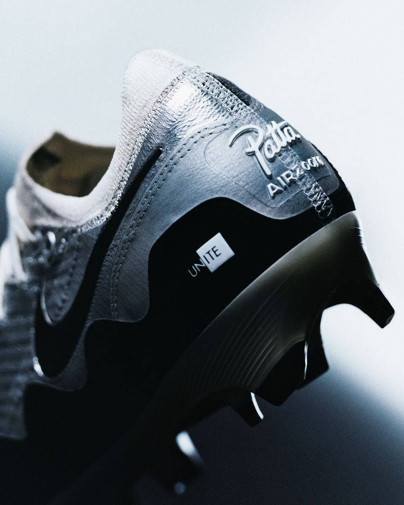 Nike©
