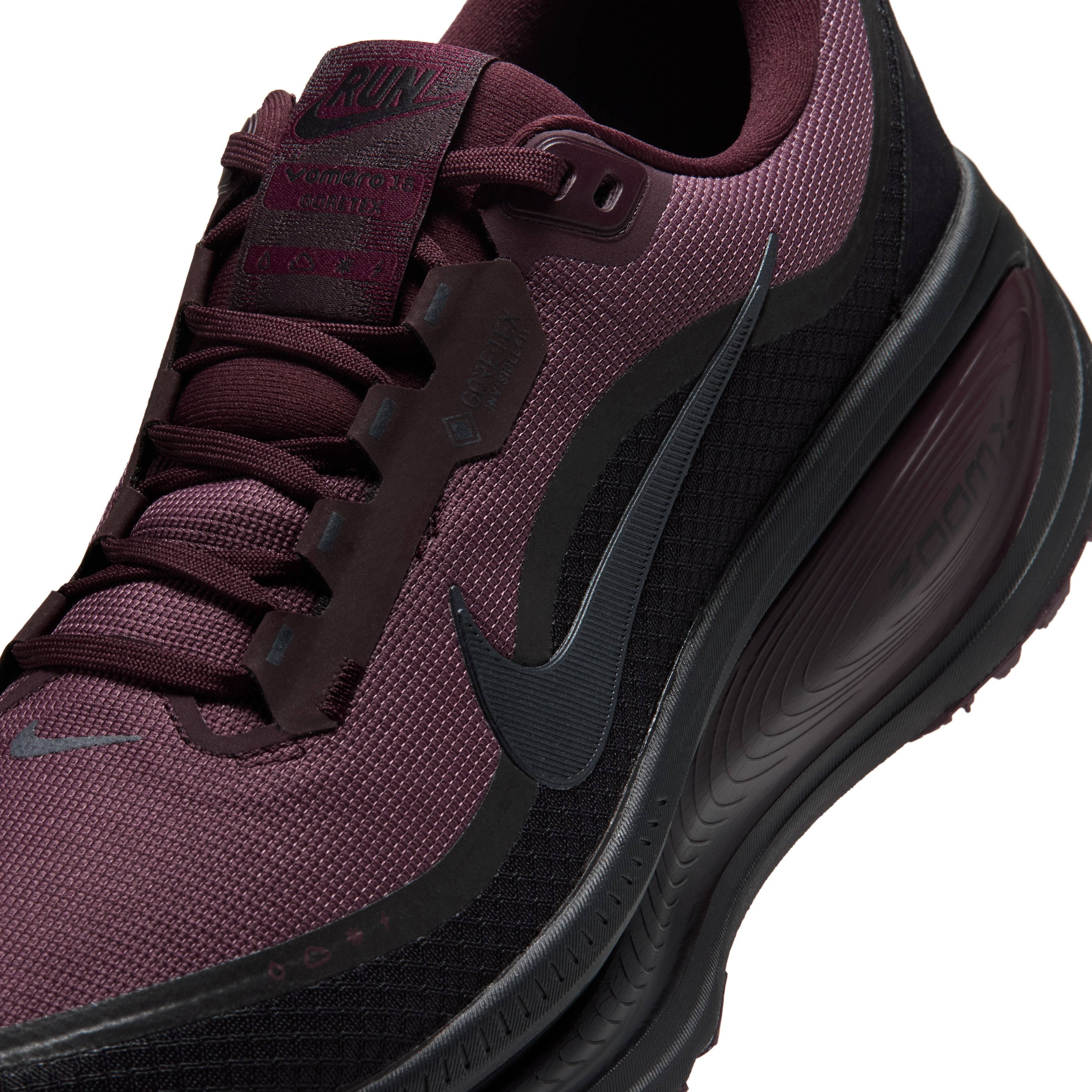 Nike Vomero 18 GORE TEX Burgundy Crush Black HQ7001 600 side