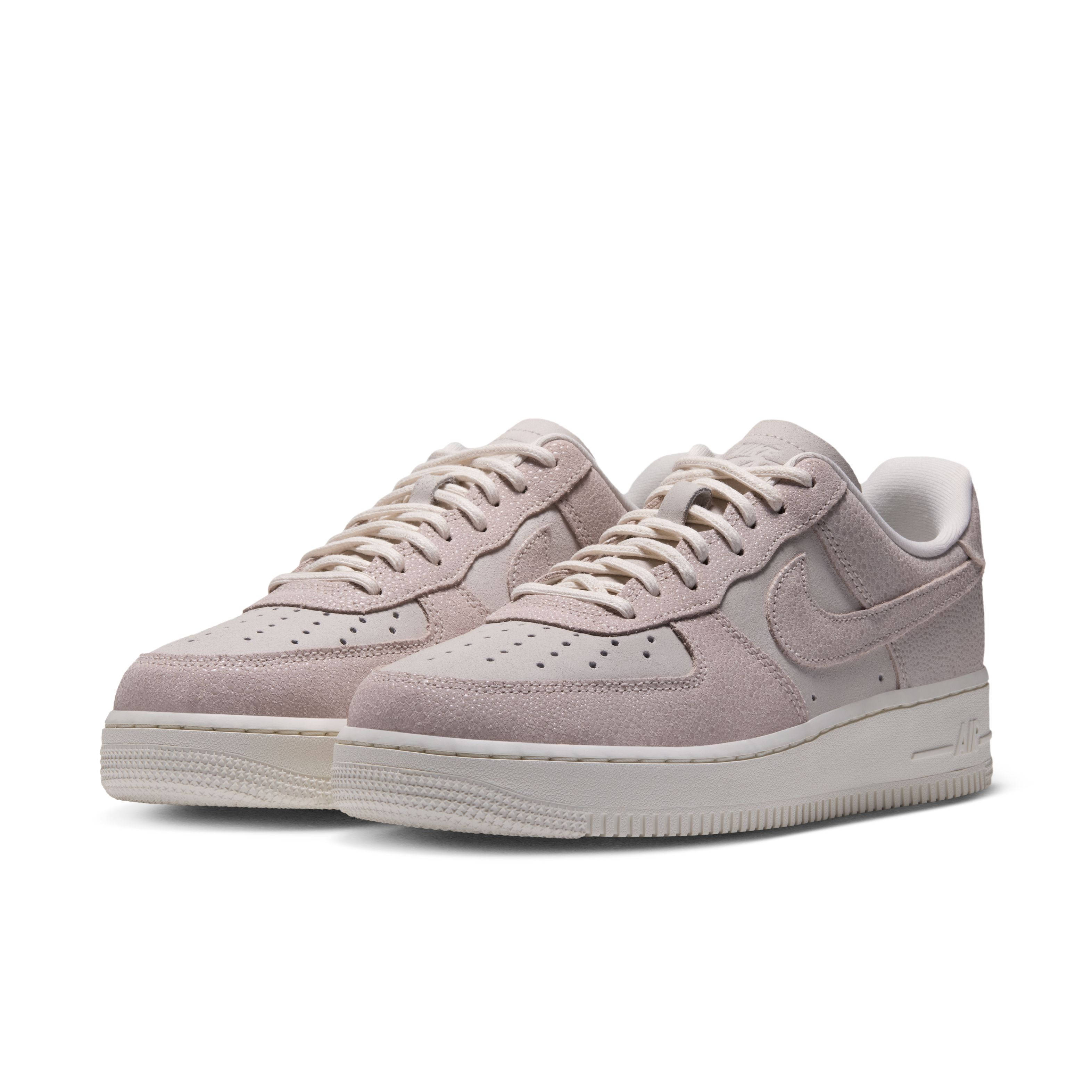 Nike Air Force 1 '07 SE Shagreen Sail IQ0135 100 front