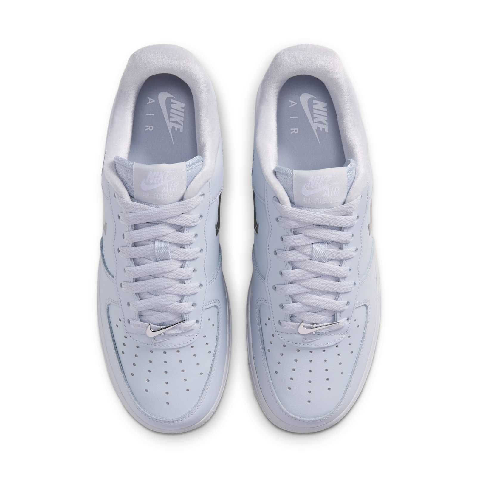 Nike Air Force 1 Low 07 Chrome Swoosh IV6039 002 middle