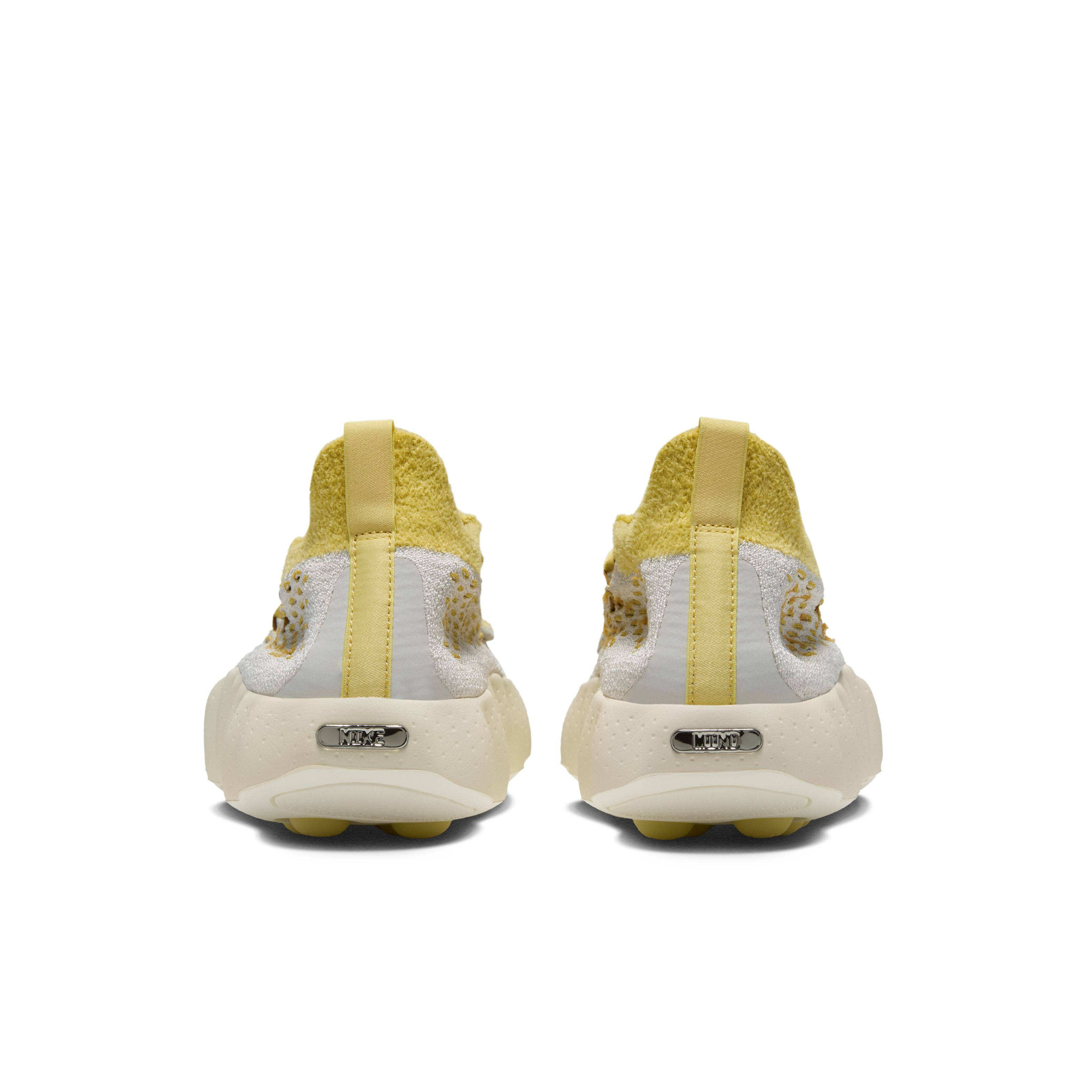 Nike Mind 002 Flyknit Light Bone Saturn Gold IR2176 003 back