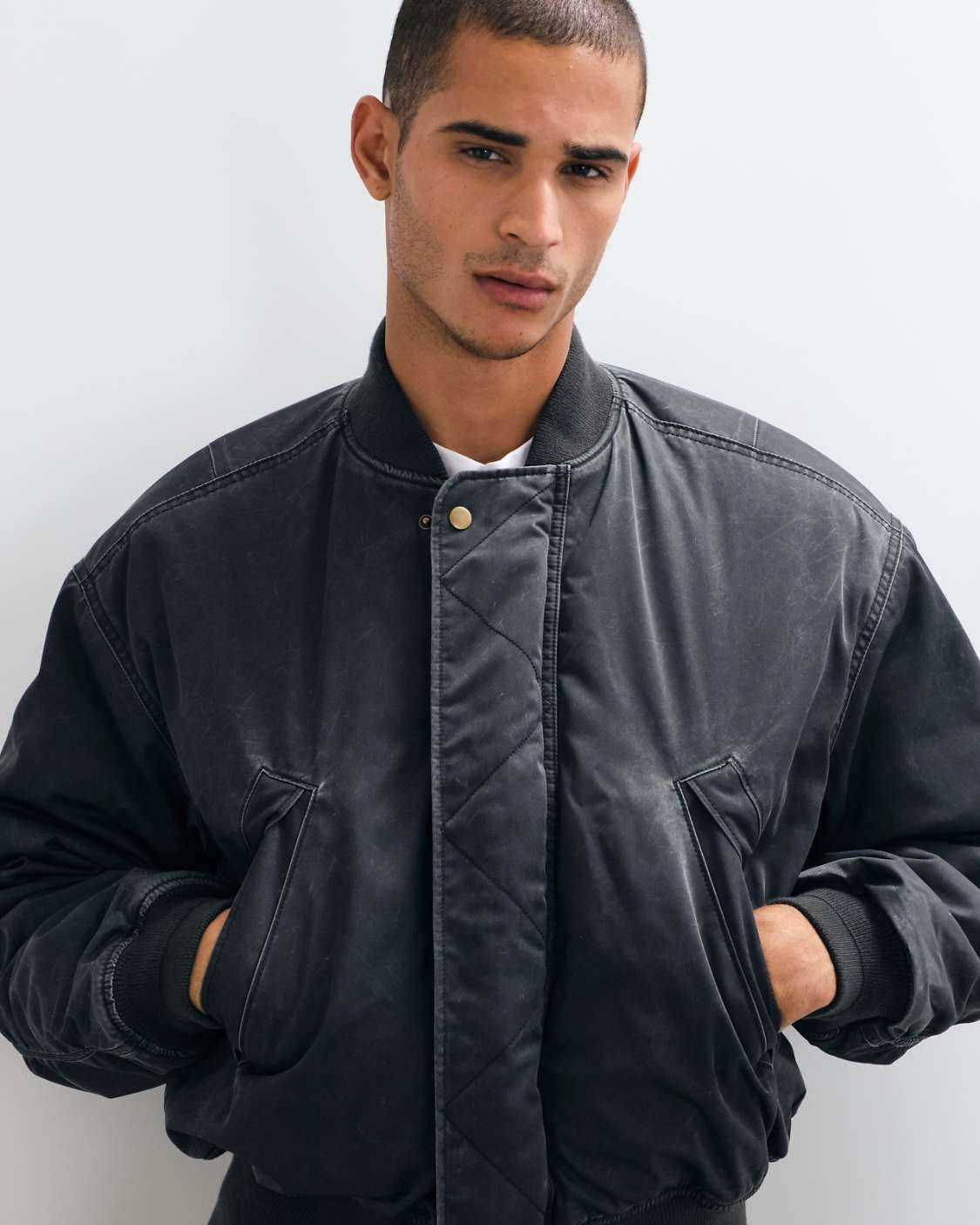 Weekday bomber