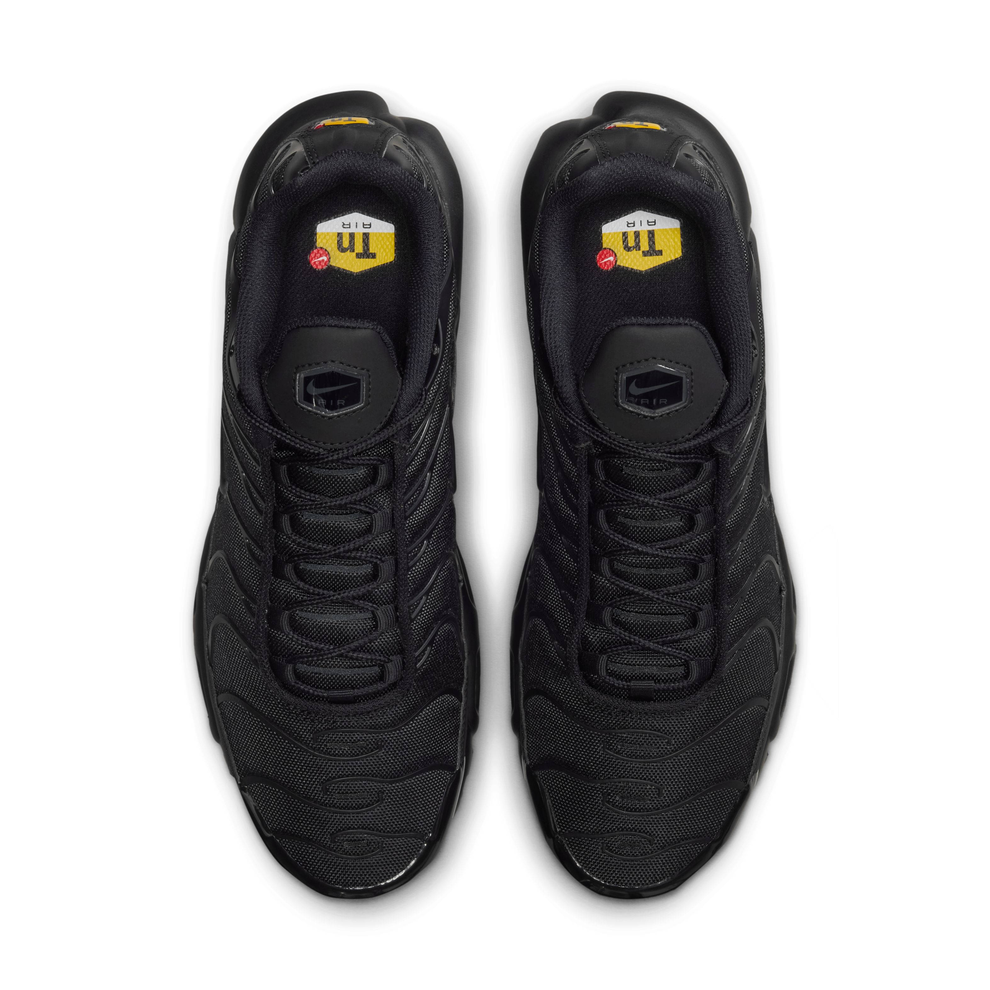 Nike TN Air Max Plus Black IM5983 002 middle