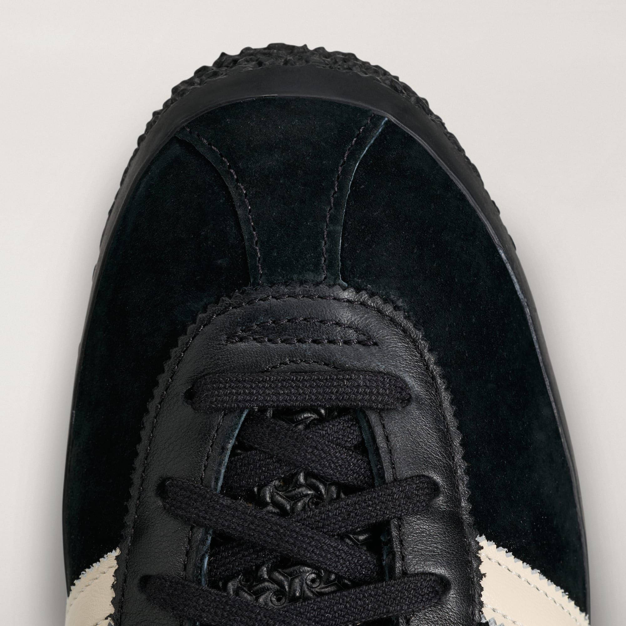 adidas Gazelle SPZL FC Black White HP4248 toe