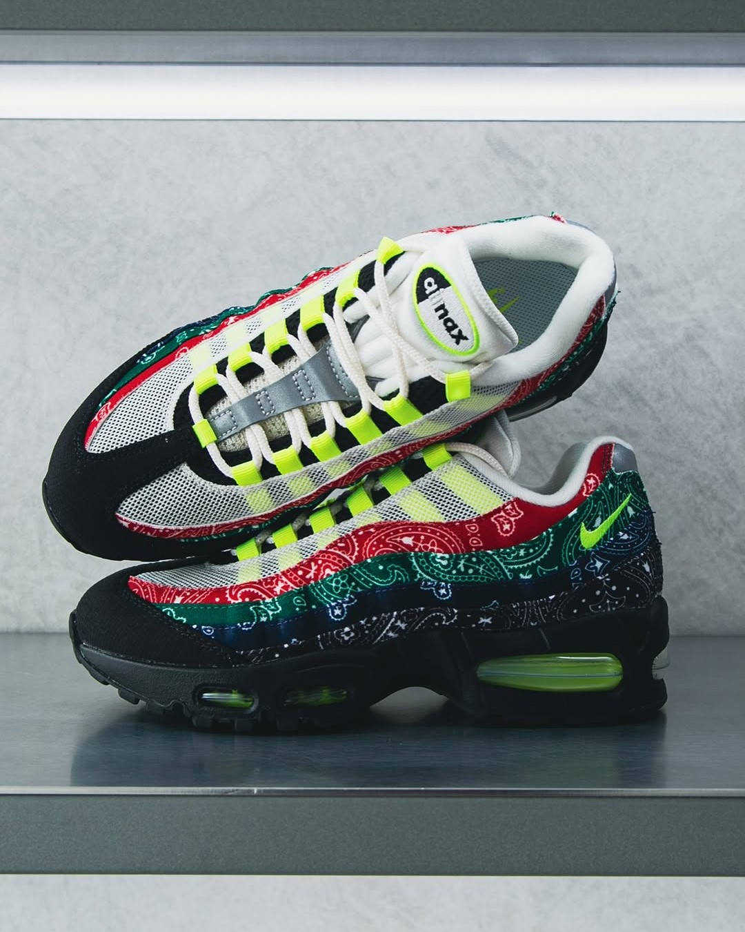 air max 95 neon paisley
