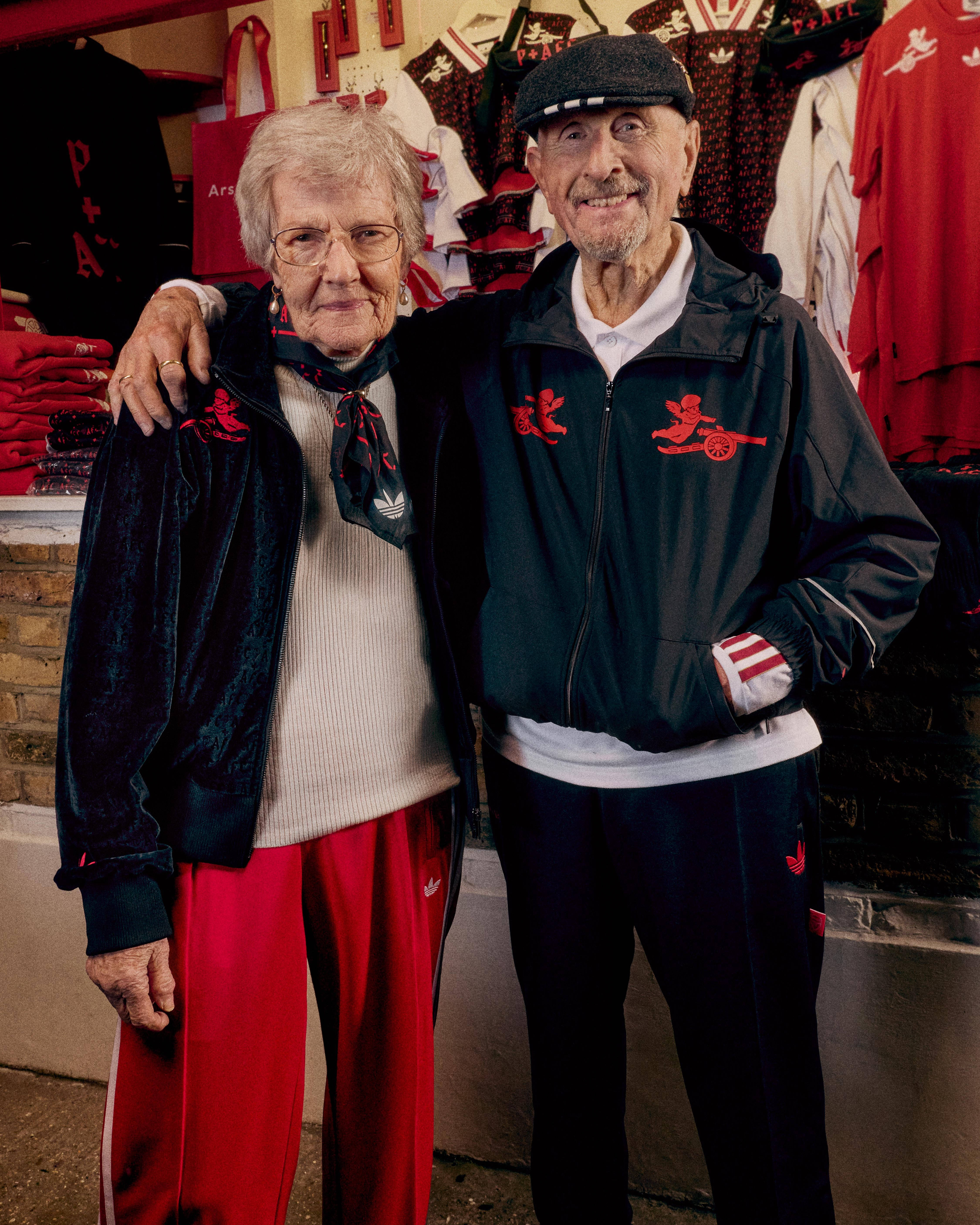 Arsenal FC Places+Faces Lifestyler Jersey editorial