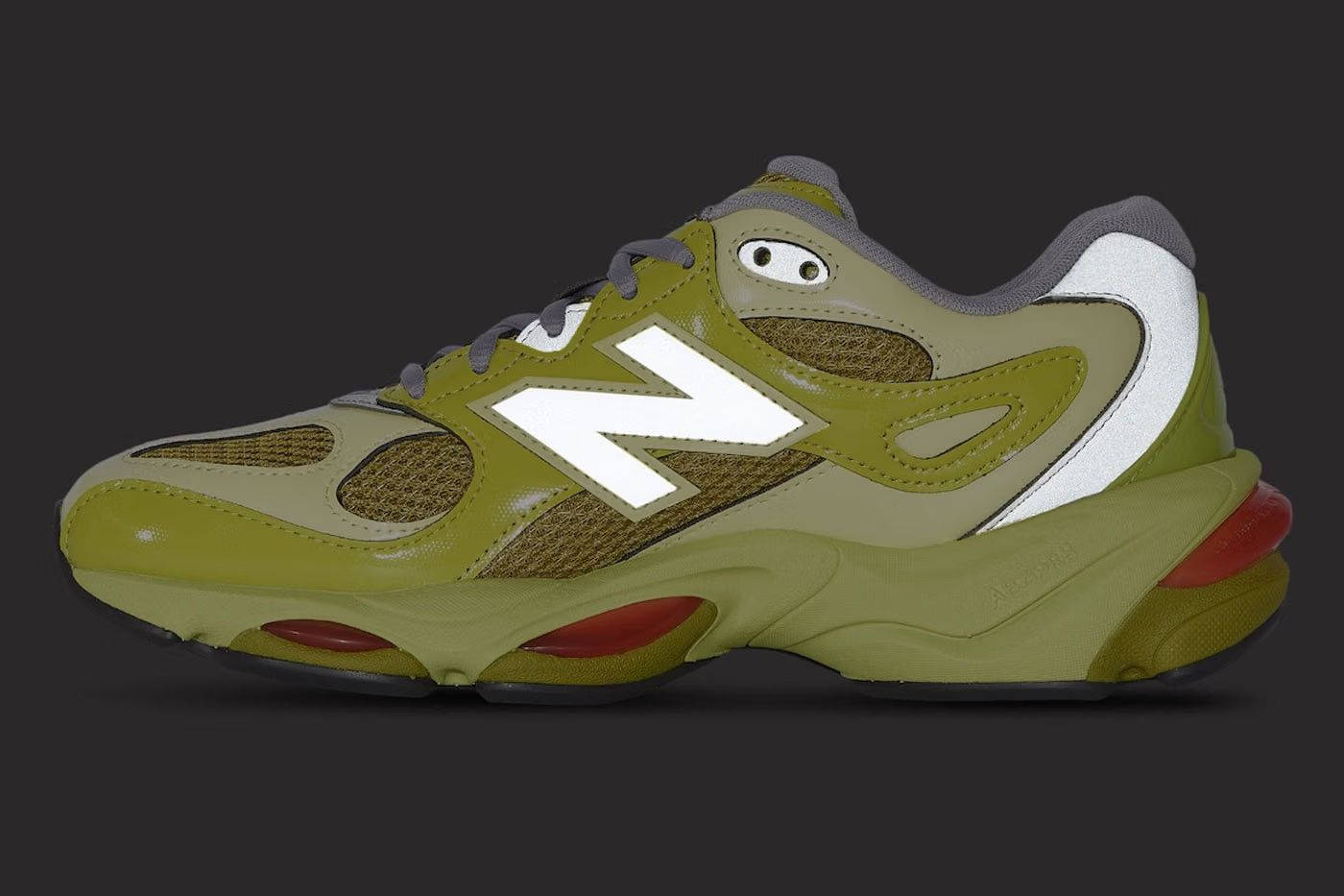 New Balance 983 Yellow Red U9834EV0 in the dark