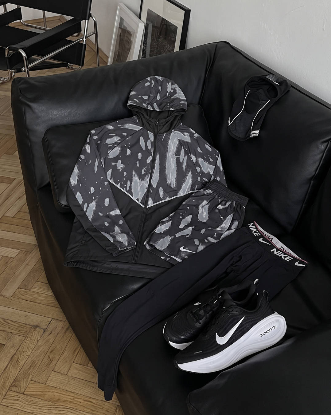 Nike monochrome running outfit