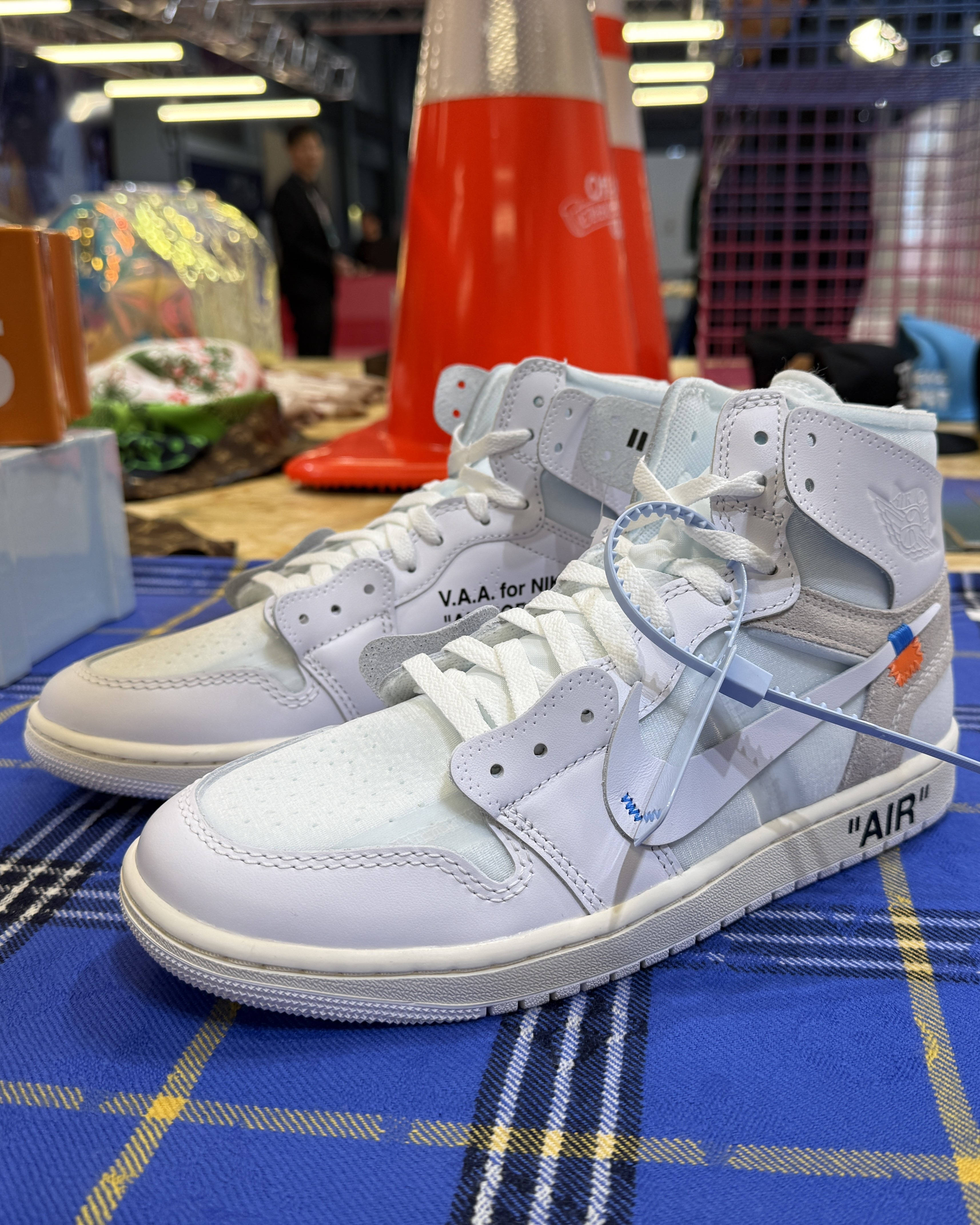 complexcon hong kong VAA x air jordan 1 alaska