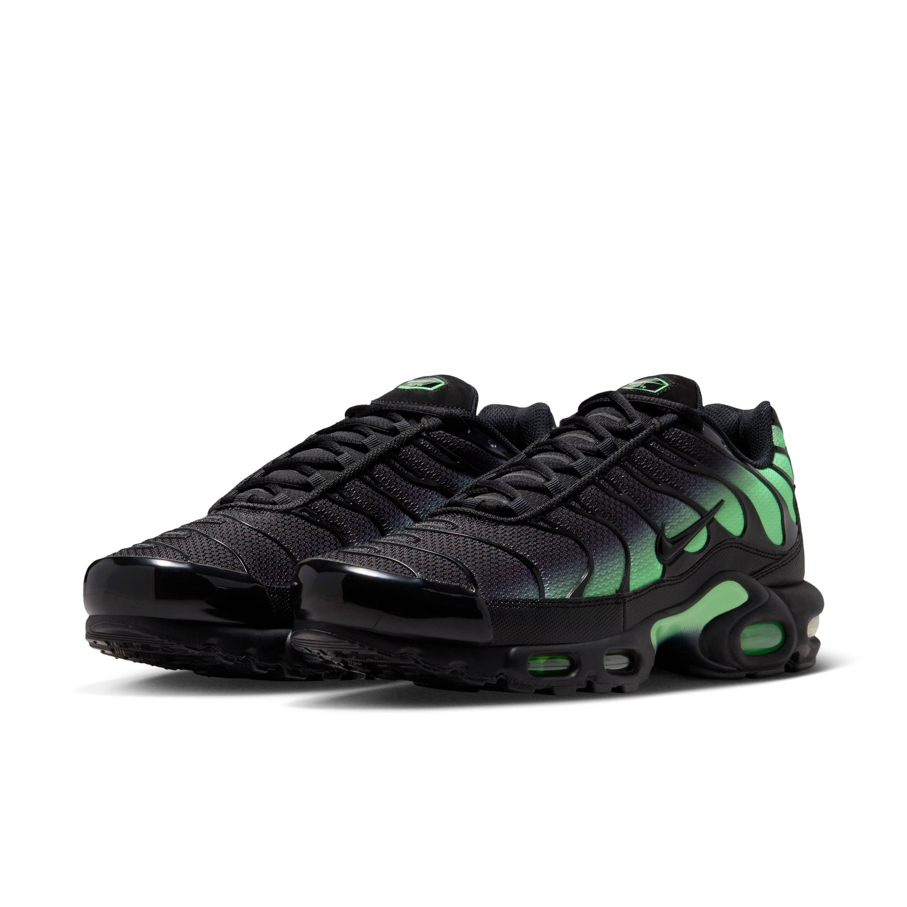 Nike TN Air Max Plus Black Illusion Green DM0032 043 front