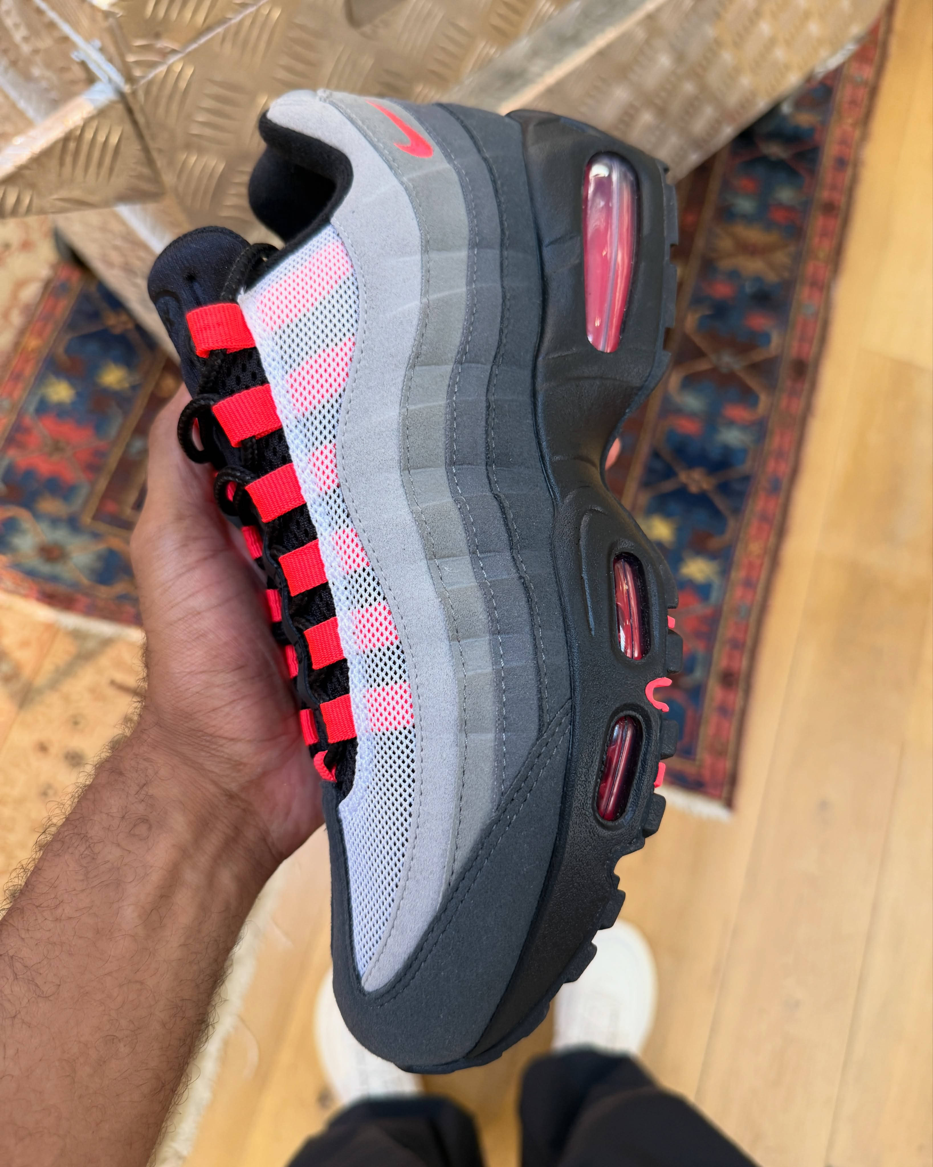 Nike Air Max Black Tongue Pack Red