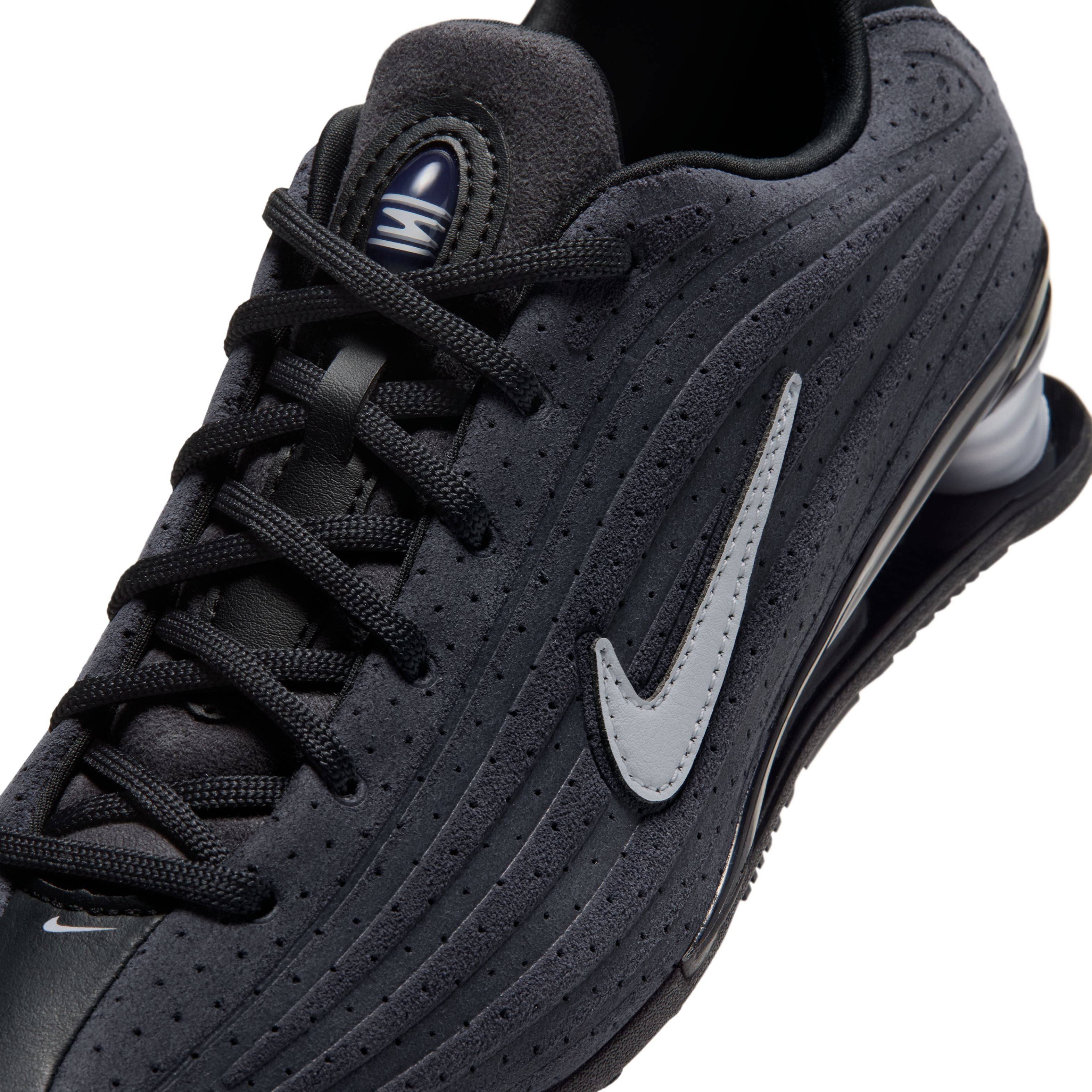 Nike Shox Z Black Gridiron IV6038 001 side