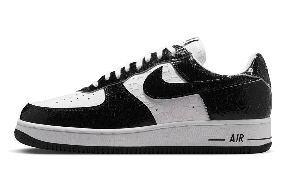 Nike Air Force 1 ’01 Cracked Leather Pack Black White JA0248-300
