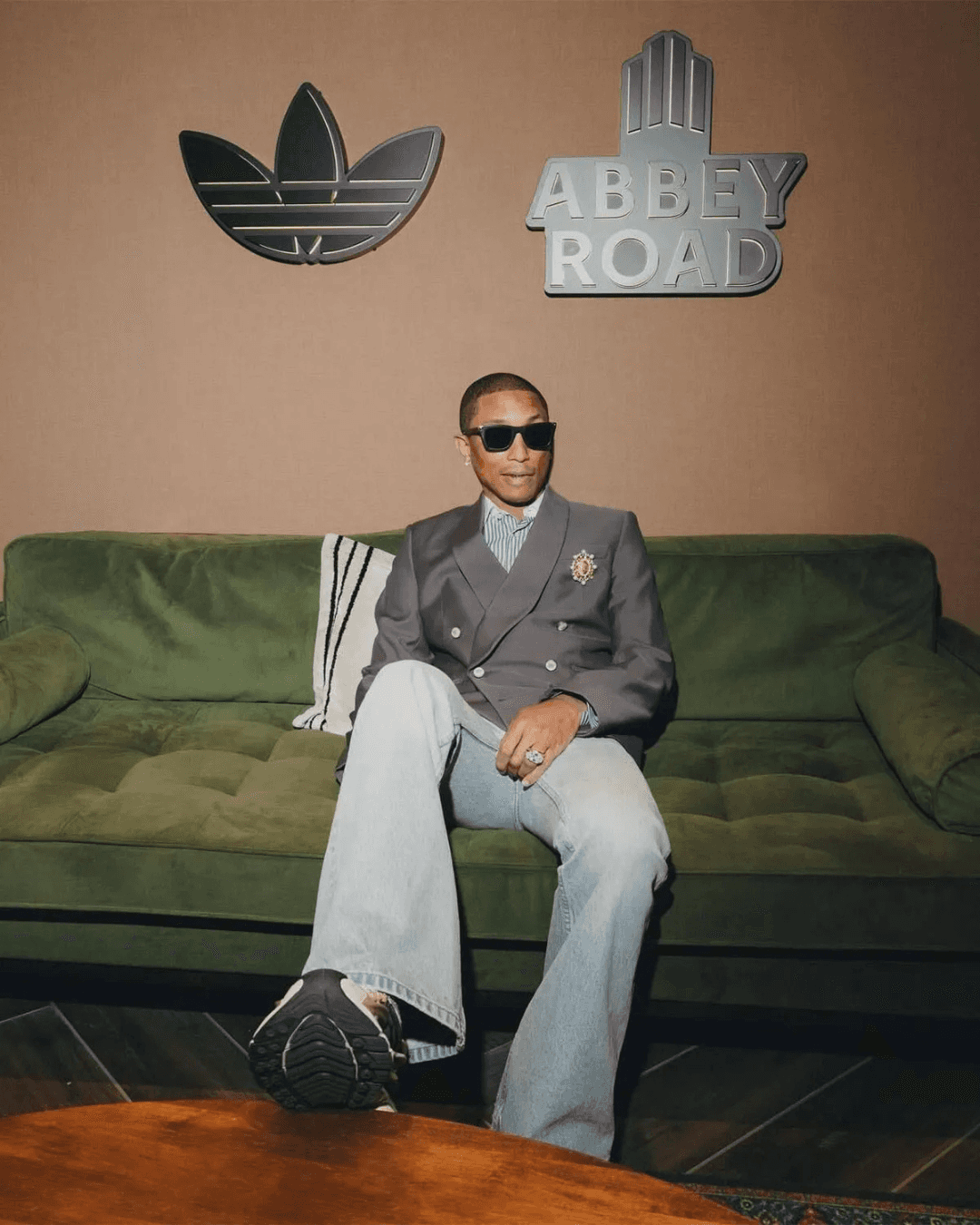 Pharrell x adidas Adistar Jellyfish Crystal Sand