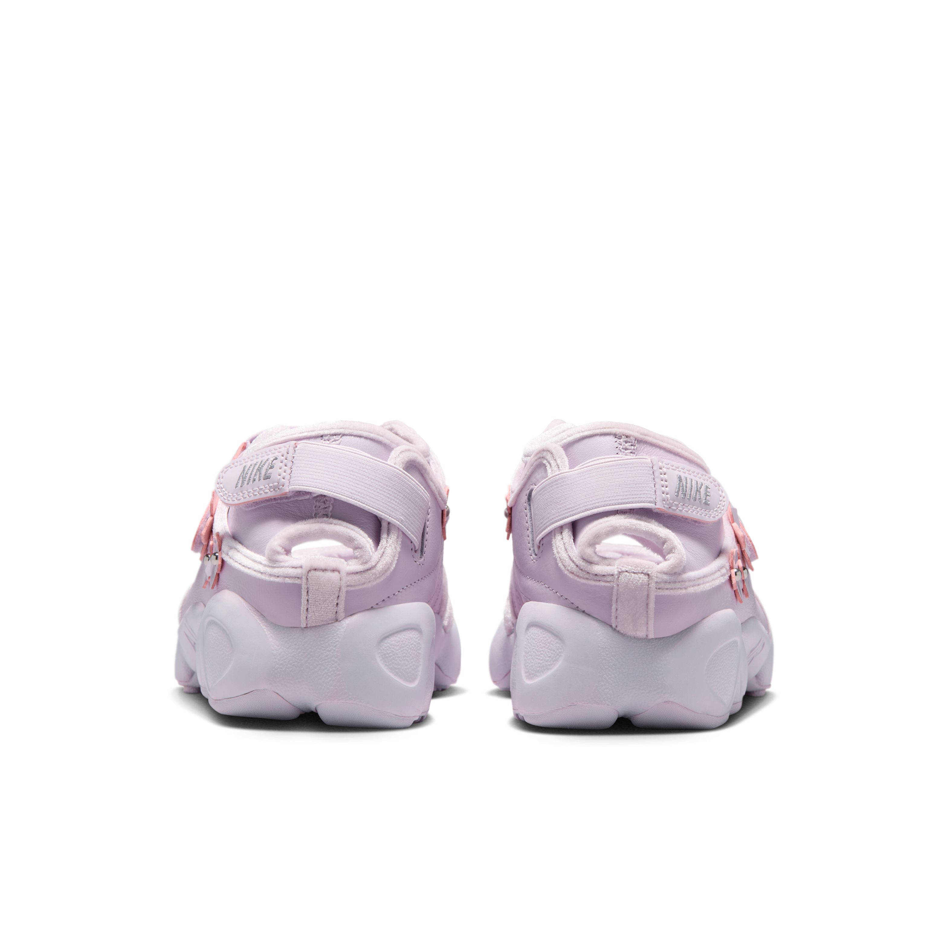 blob:https://quad.thesolesupplier.co.uk/cb0d2702-7d84-44df-afba-8c88c8a64769Nike Air Rift Florette Bleached Lilac back