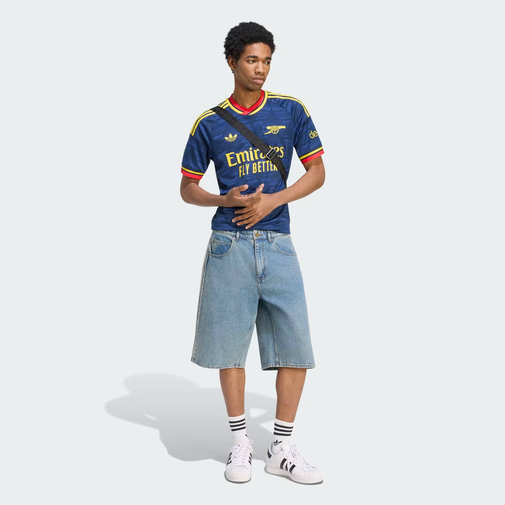 arsenal away kit 26/27 fit pic