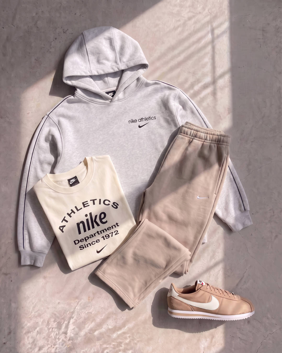 Nike women's neutral outfit