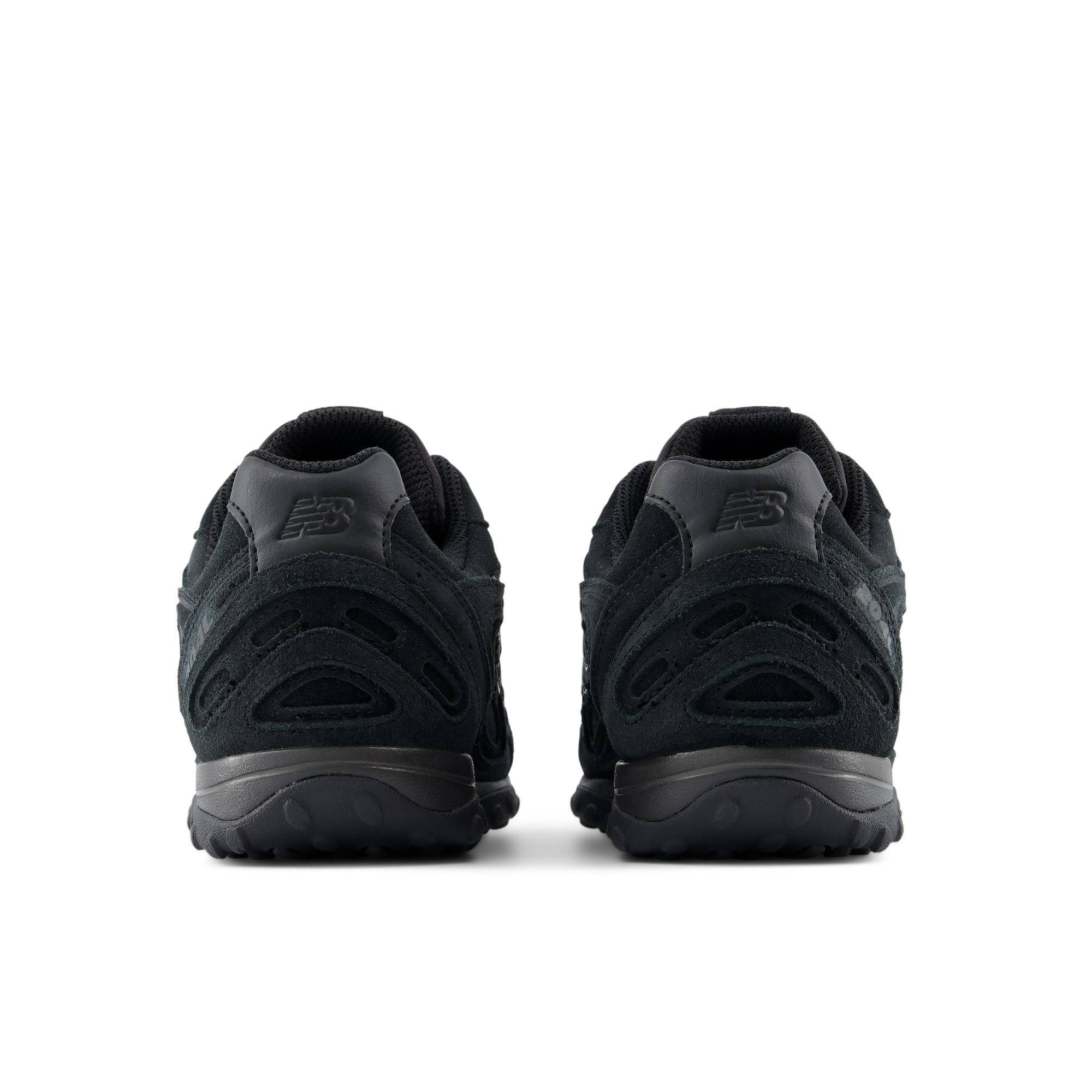 New Balance 204L Triple Black U204L5YB back